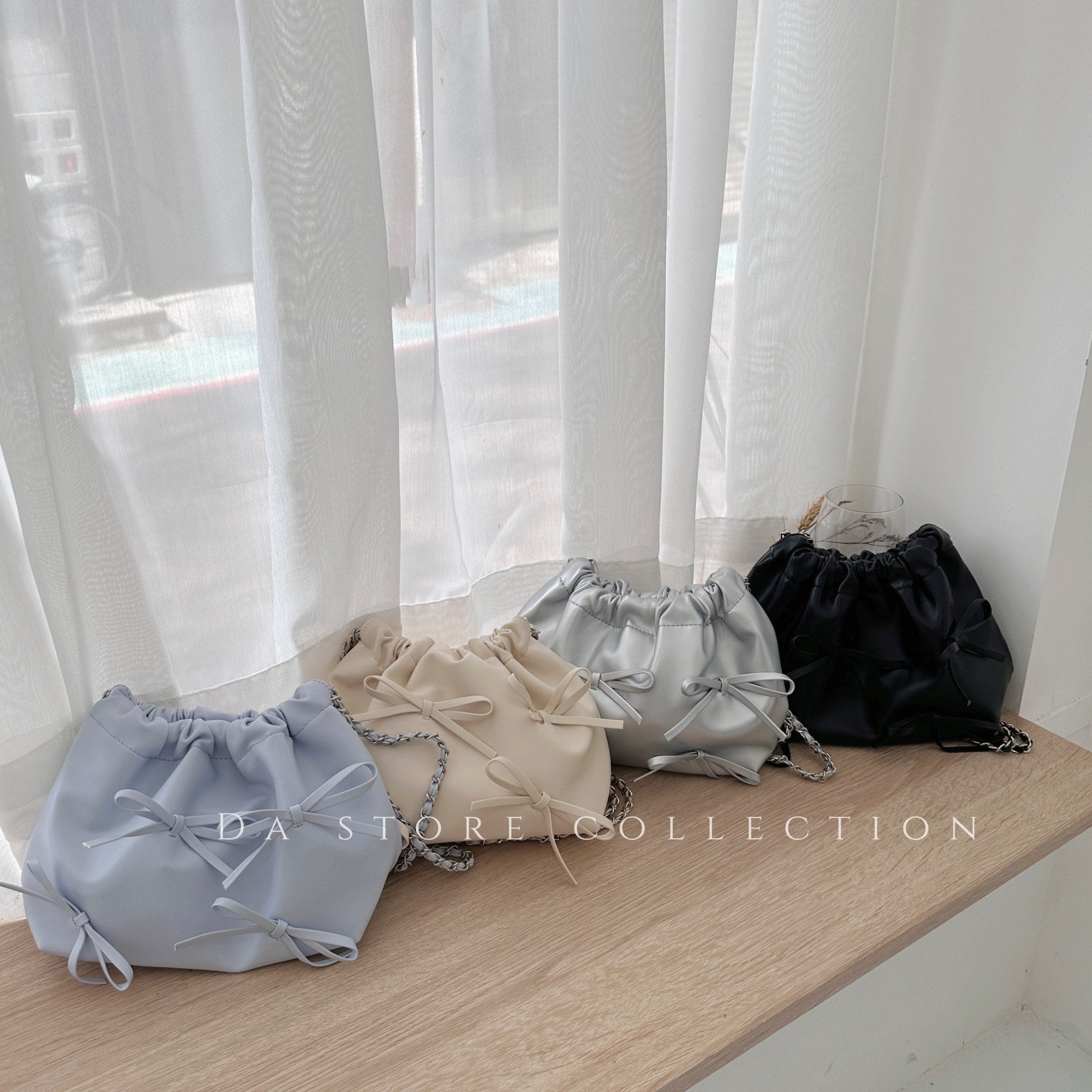 蝴蝶結縮口鍊條包/四色