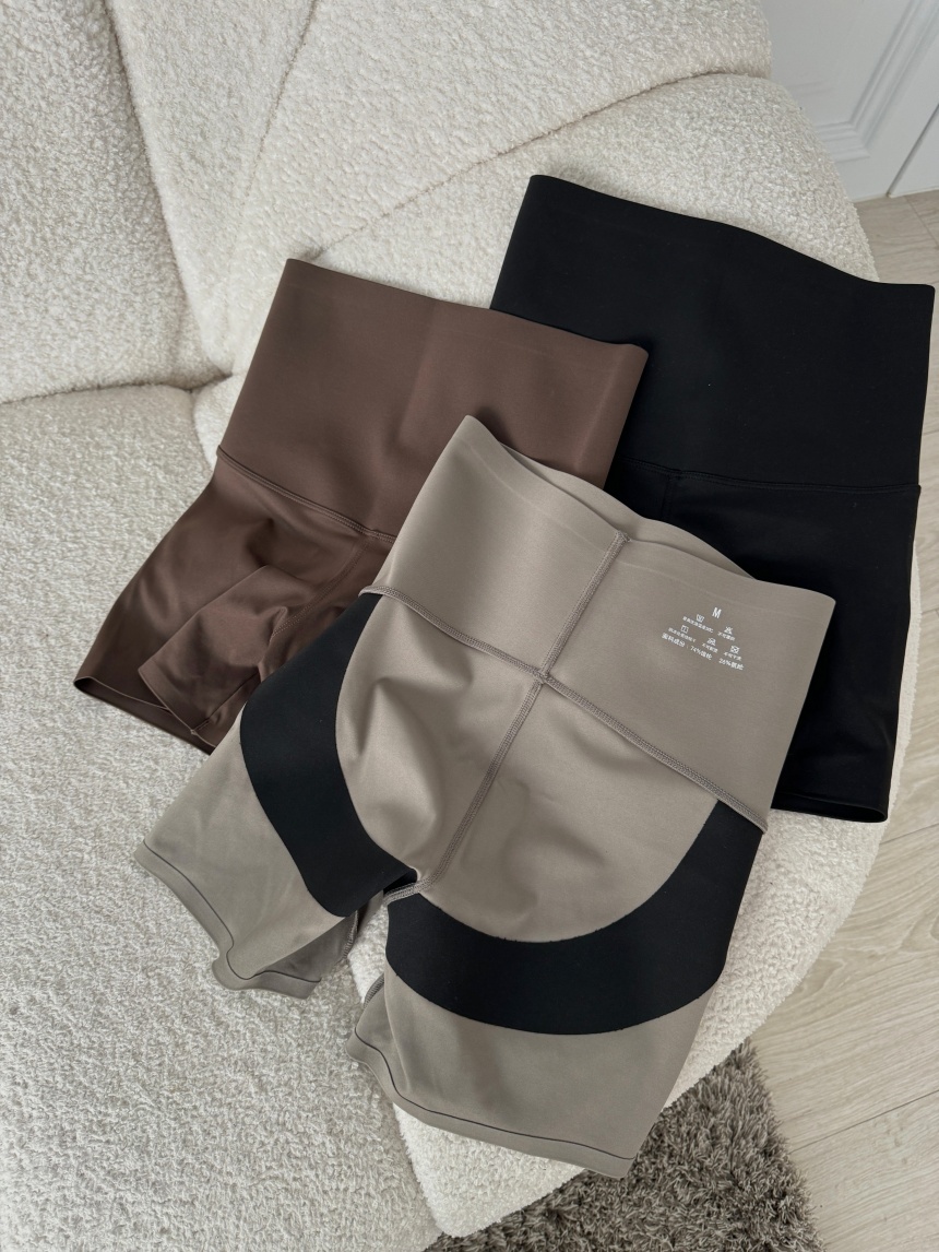 歐美瑜珈三分褲*2色