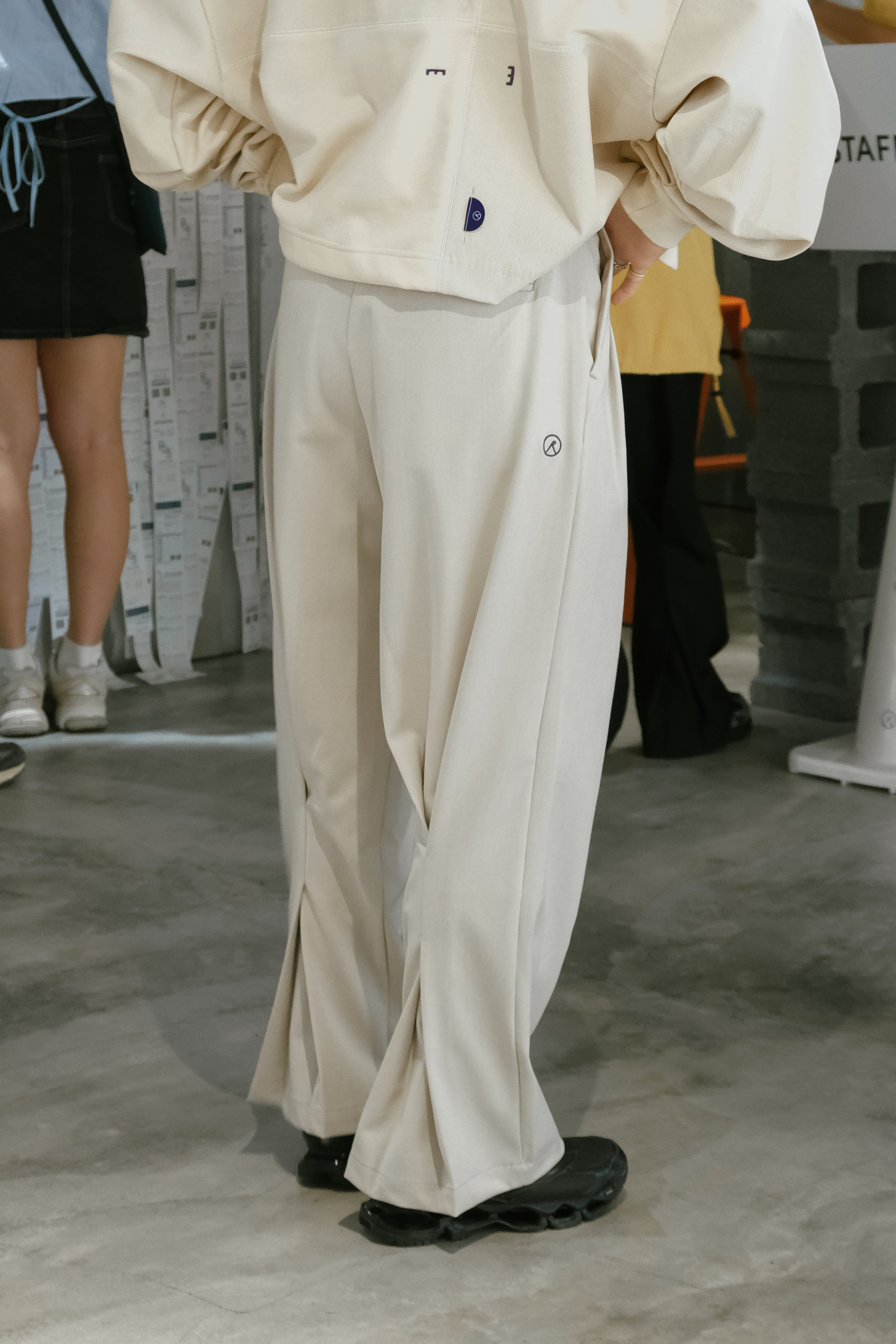 Stapler Cocoon Trousers | Oat