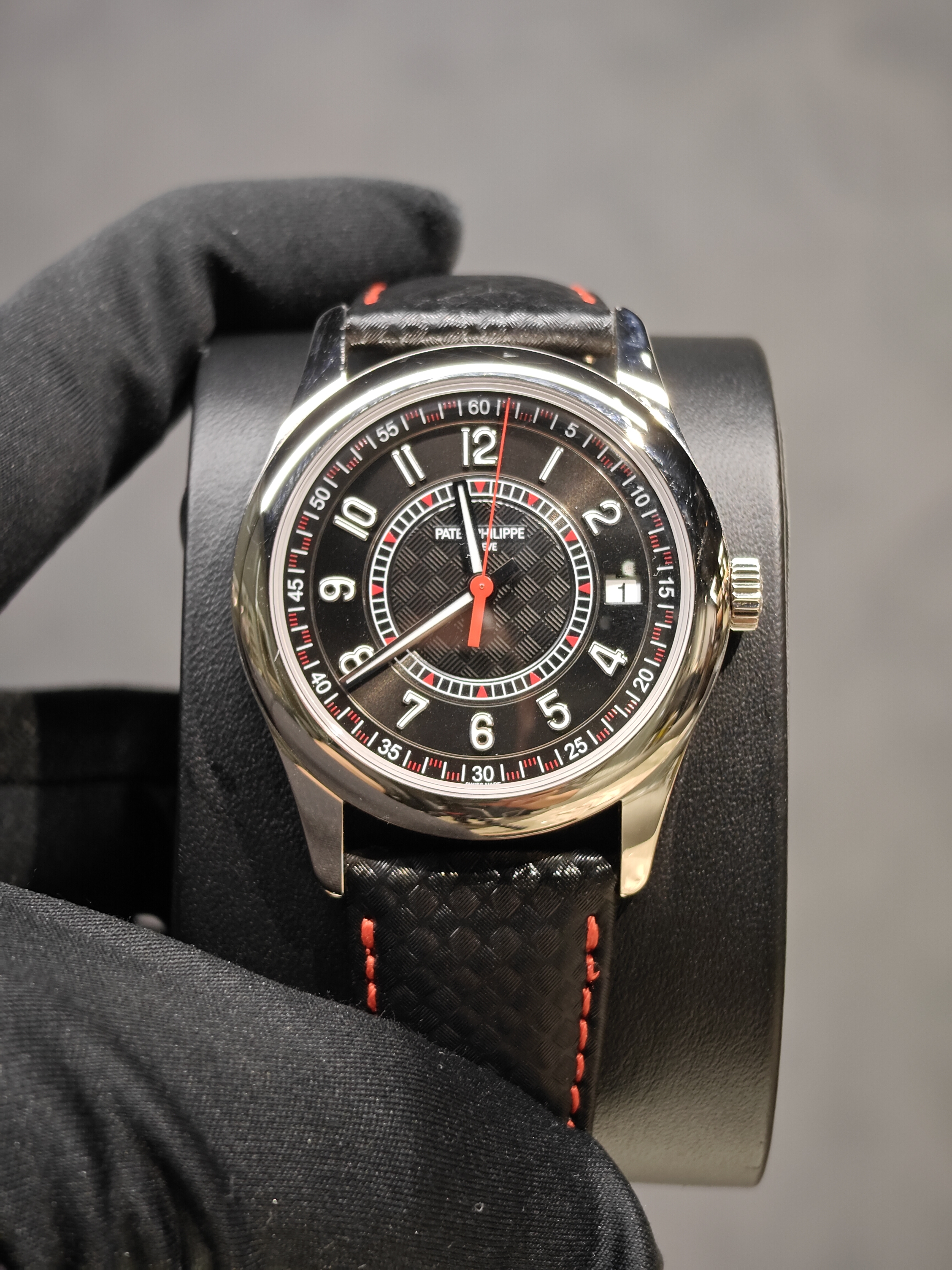 6007G | PATEK PHILIPPE CALATRAVA BLACK DIAL WHITE GOLD
