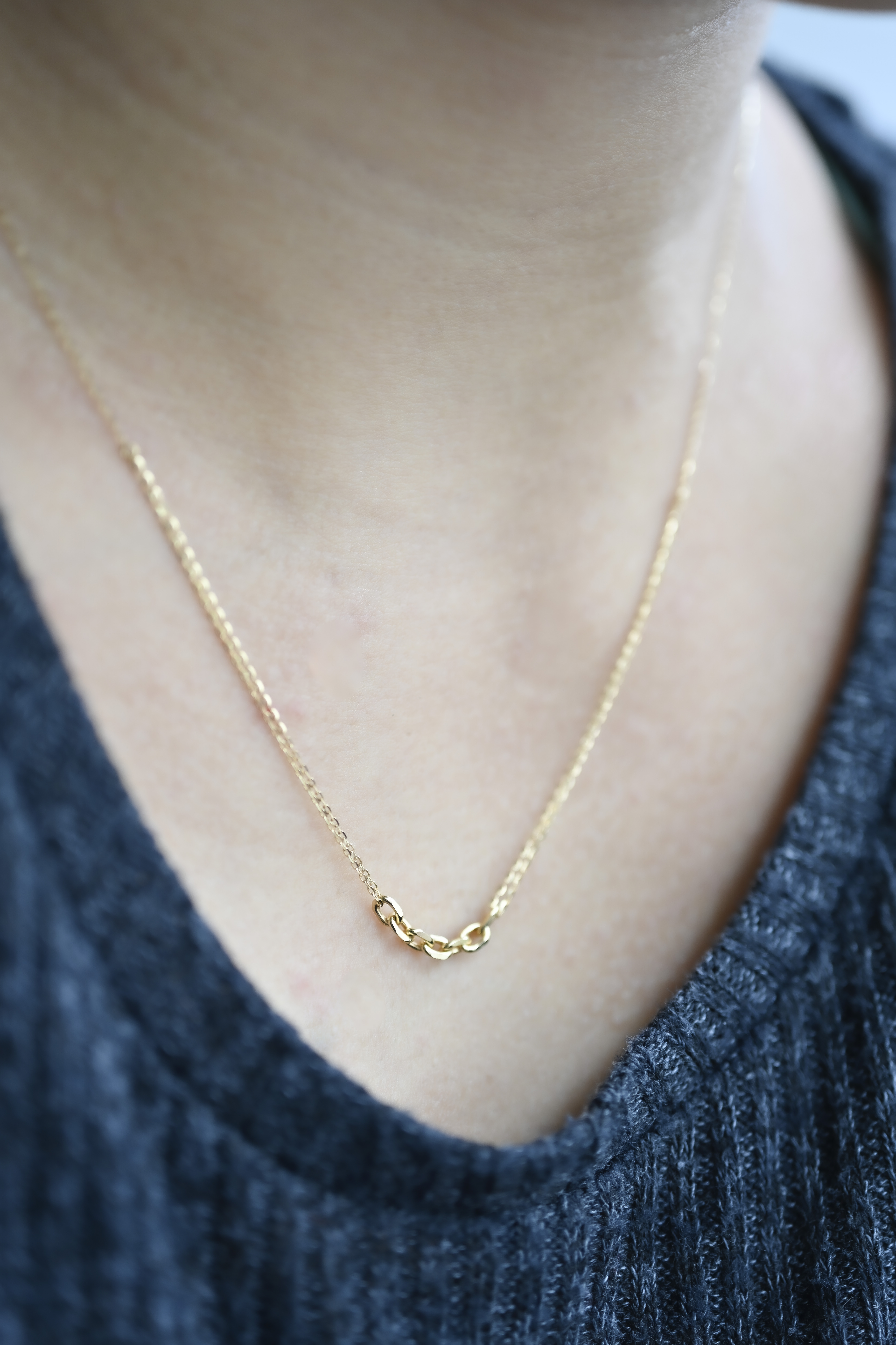 18K Block Plain Gold necklace