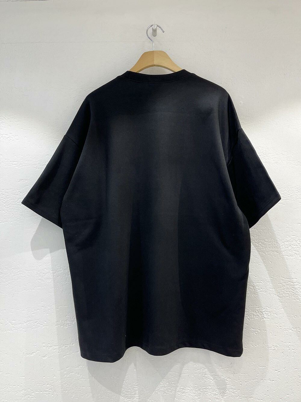 骷髏骨頭圖案英文字短袖Tee 10.GVTY-0102T