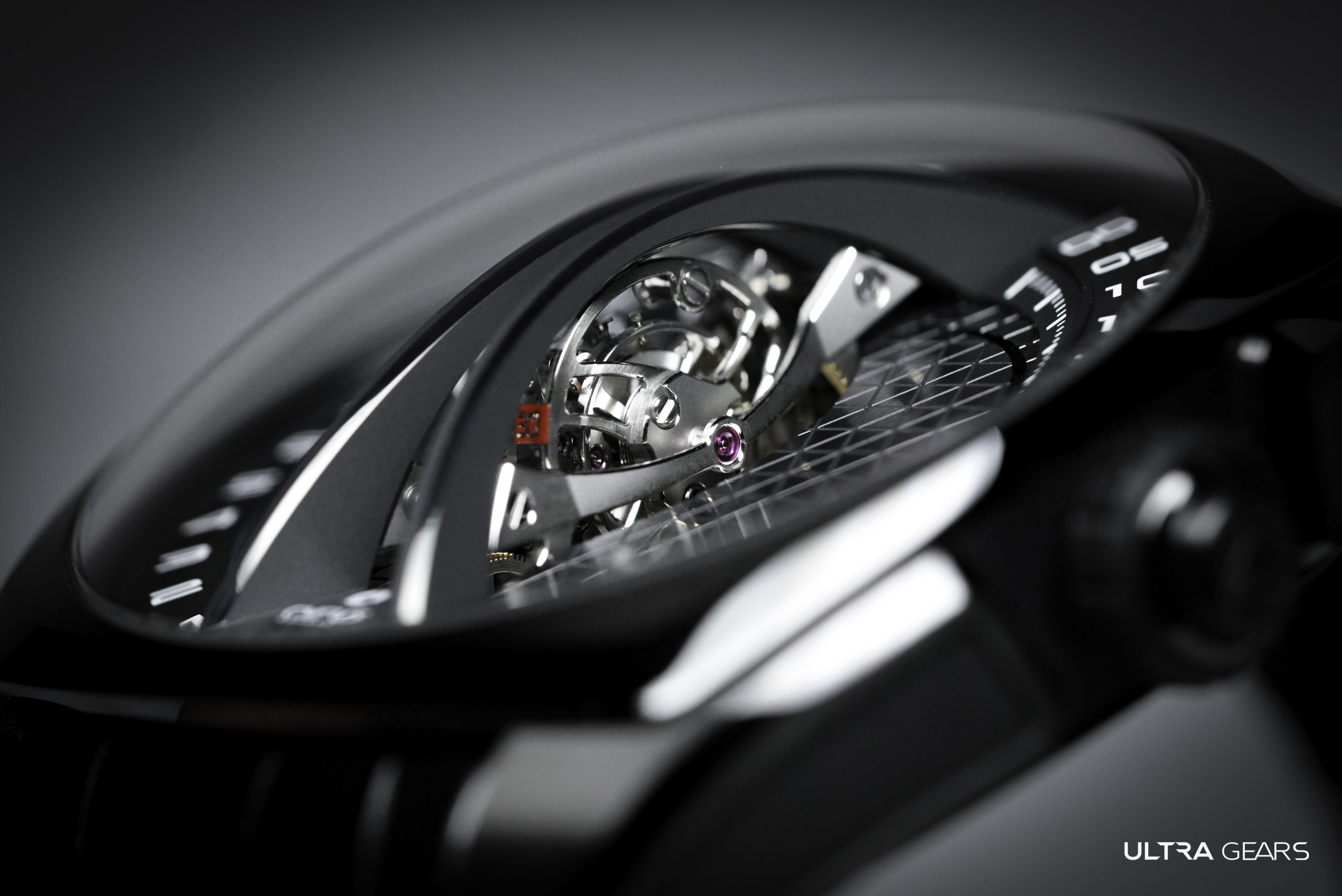 CYRUS_KLEPCYS_VERTICAL_TOURBILLON_Black_DLC_Titanium