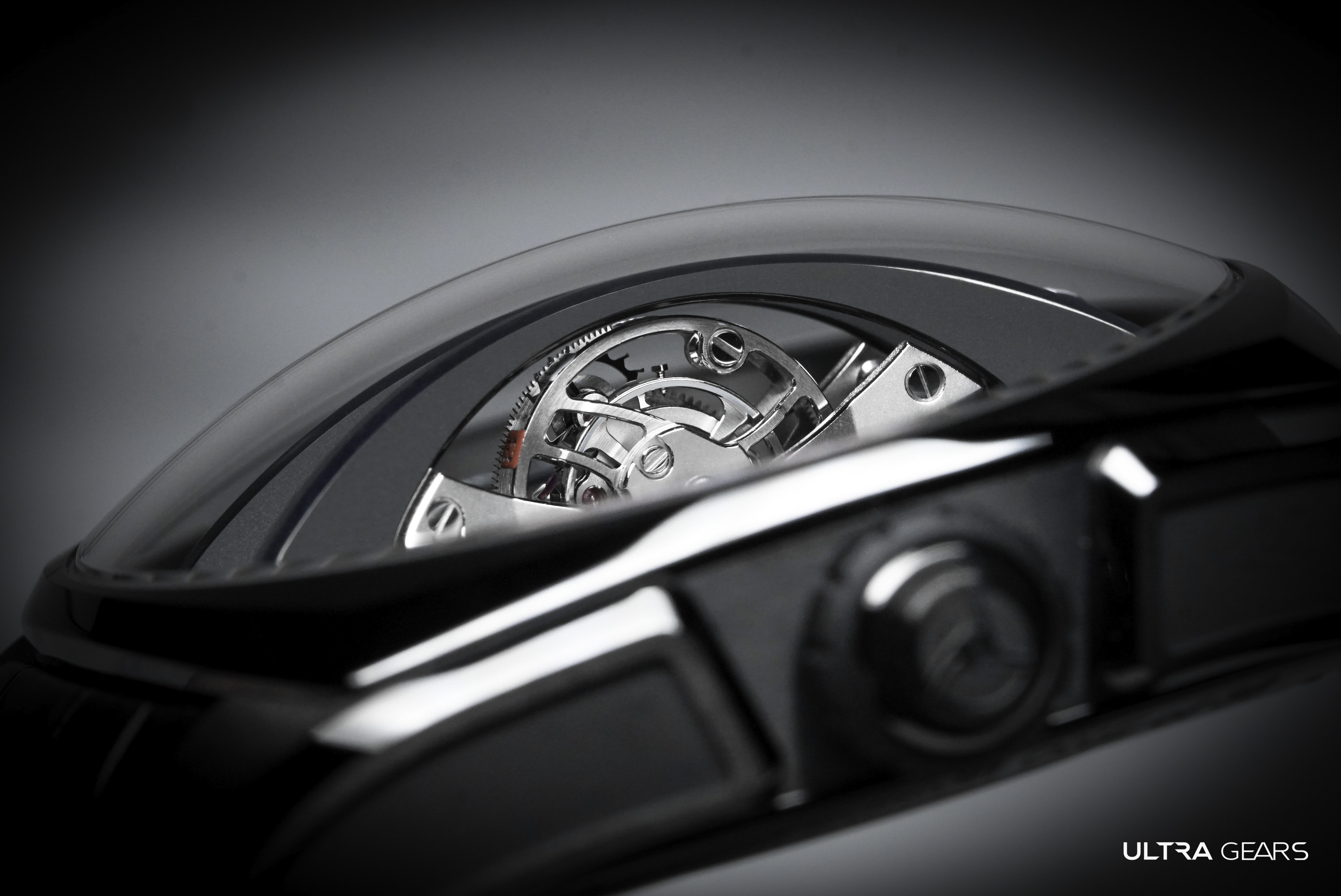CYRUS_KLEPCYS_VERTICAL_TOURBILLON_Black_DLC_Titanium