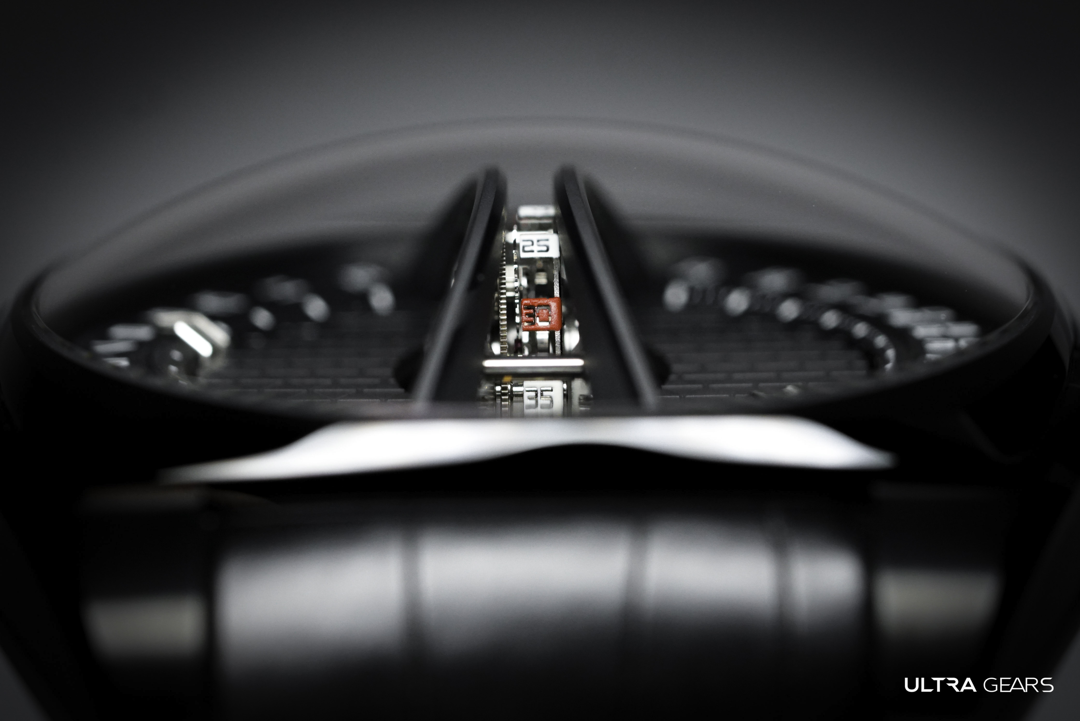 CYRUS_KLEPCYS_VERTICAL_TOURBILLON_Black_DLC_Titanium