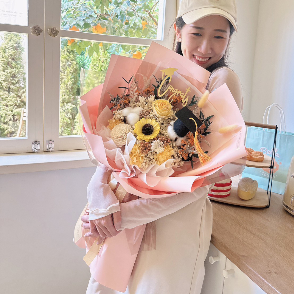 經典向日葵畢業花束 / 粉色包裝
