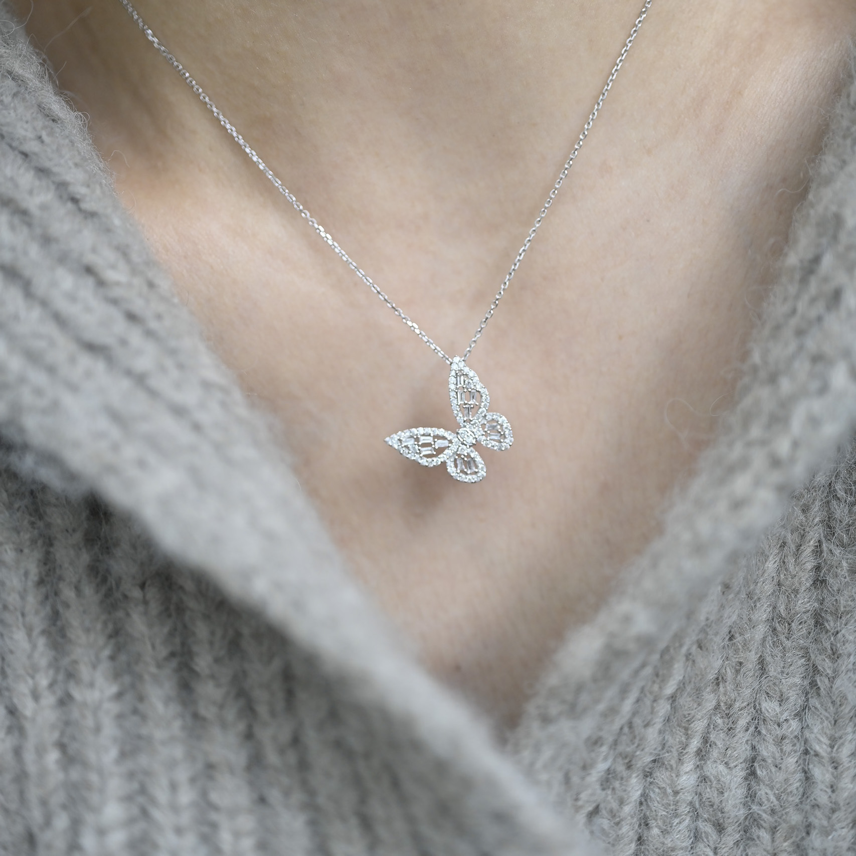 18K Mariposa Diamond Pendant