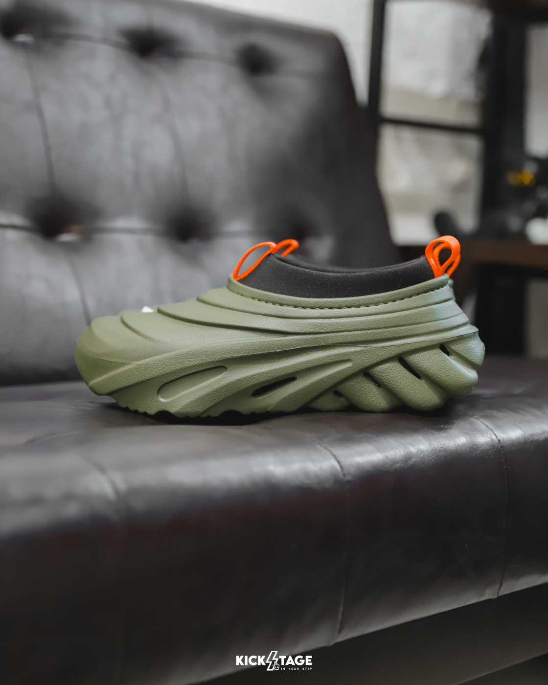 [特價收出無退換] 男女鞋 CROCS ECHO STORM 綠色 暴風波波鞋 內襯套襪 層疊 機能風格 水鞋【209414-309】