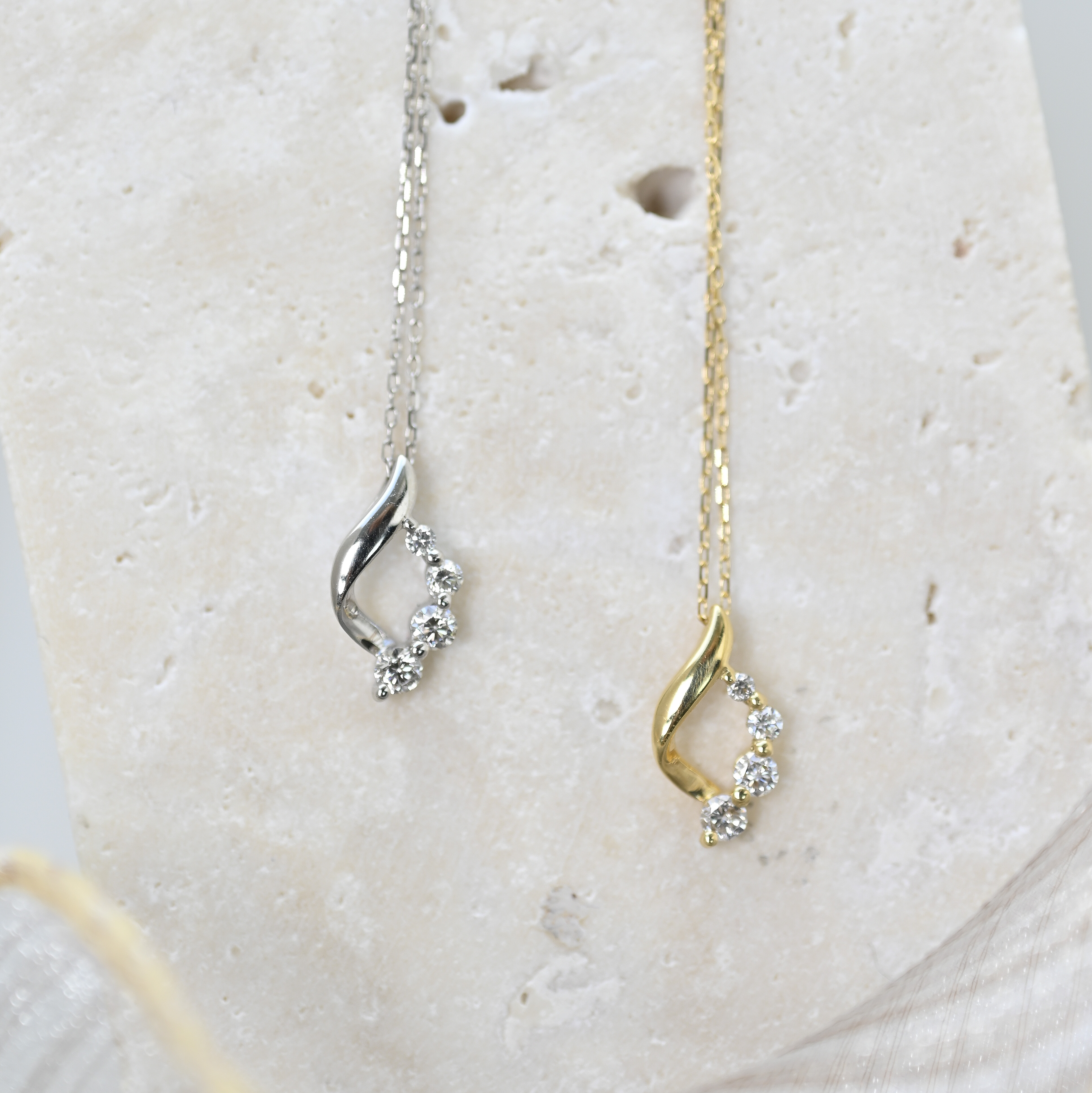 18K Pear Diamond Necklace