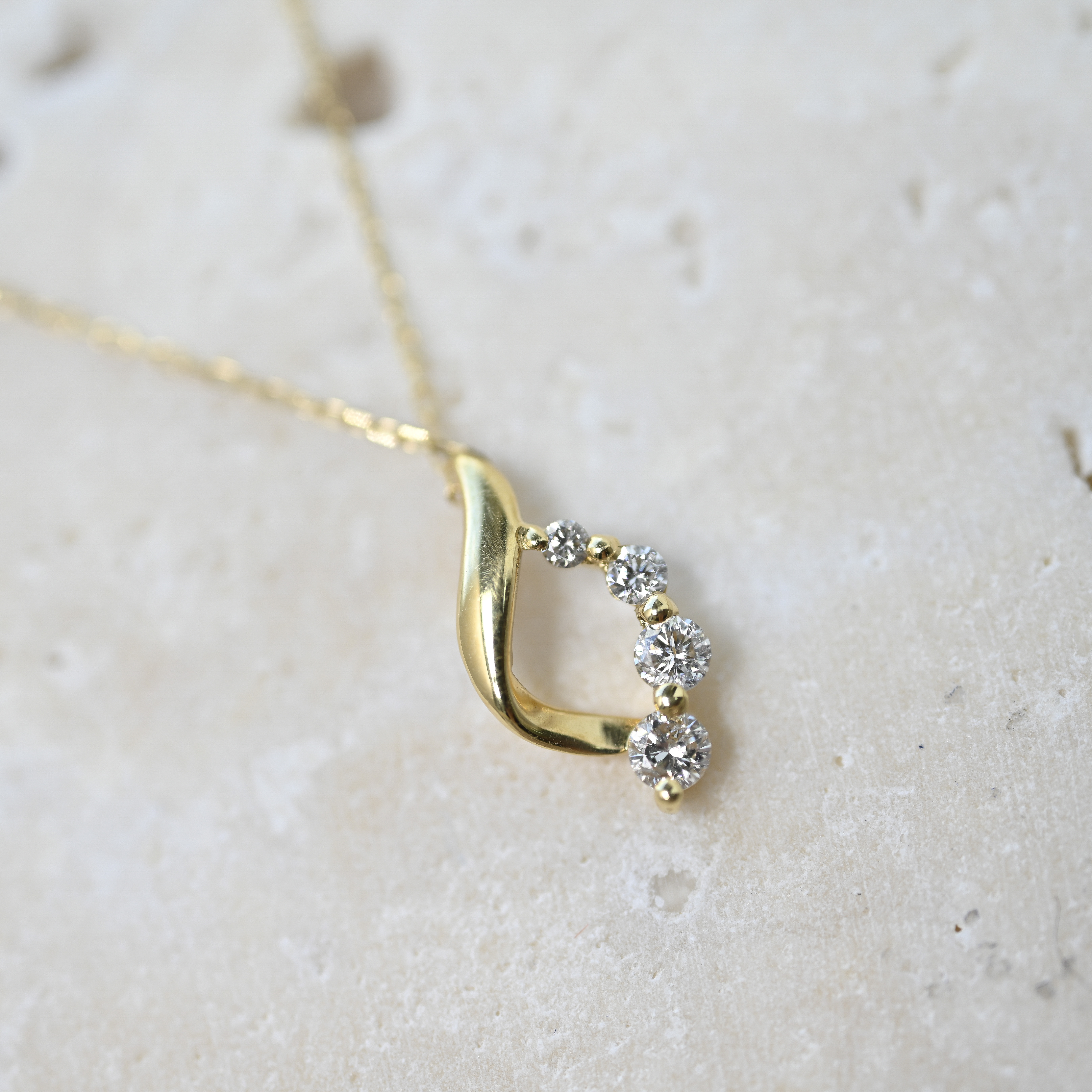 18K Pear Diamond Necklace