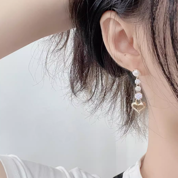 A/B Style Heart-Shaped Pearl & Cubic Zirconia Long Tassel Earrings