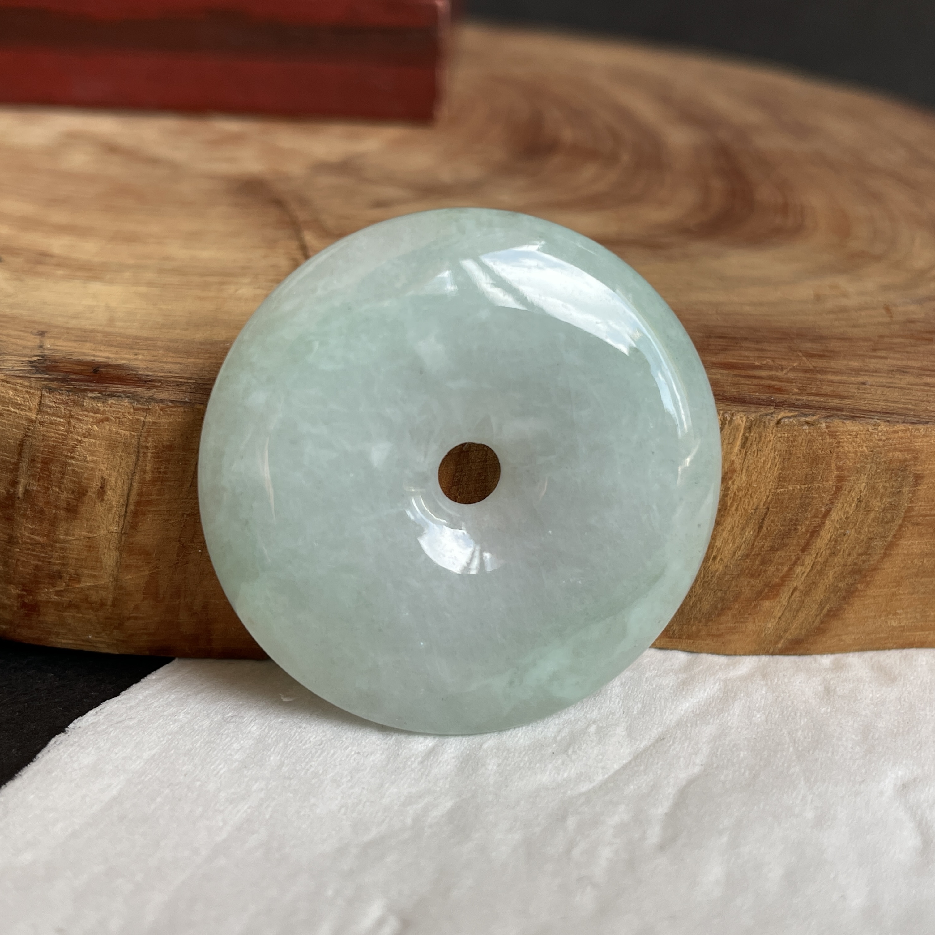 J2151 翡翠冰糯果綠大平安扣 (35.6mm直徑)