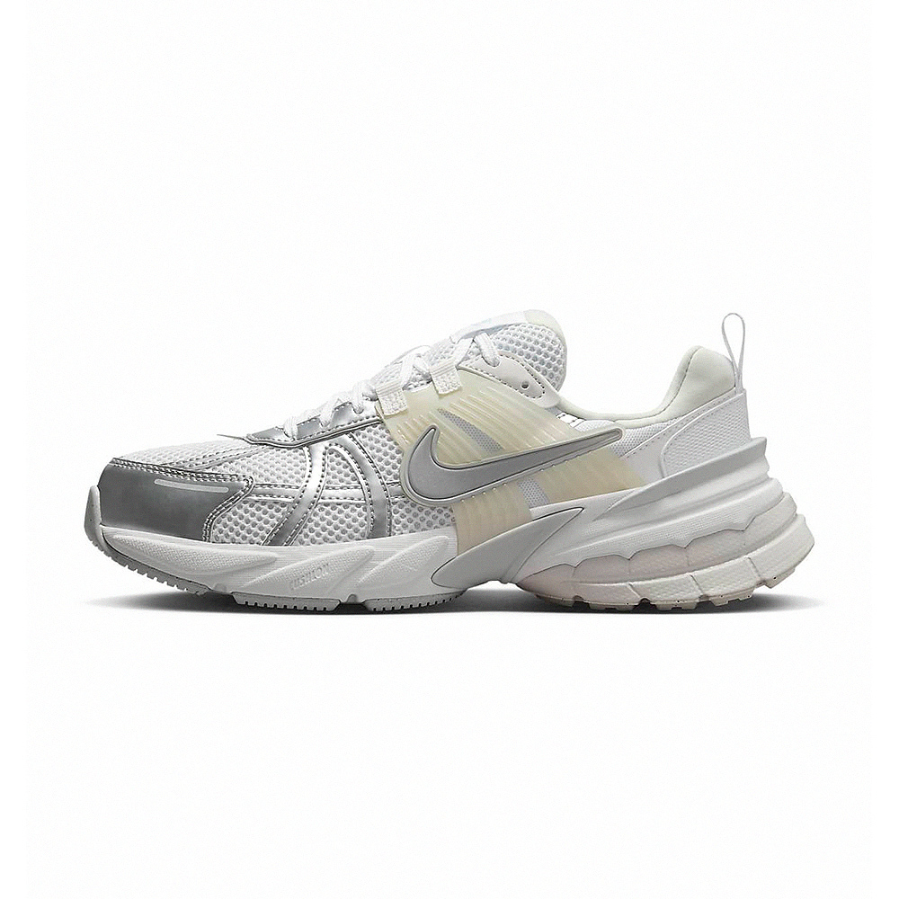 Nike V2K Run Metallic Silver 女銀白Y2K 老爹鞋復古運動休閒鞋...