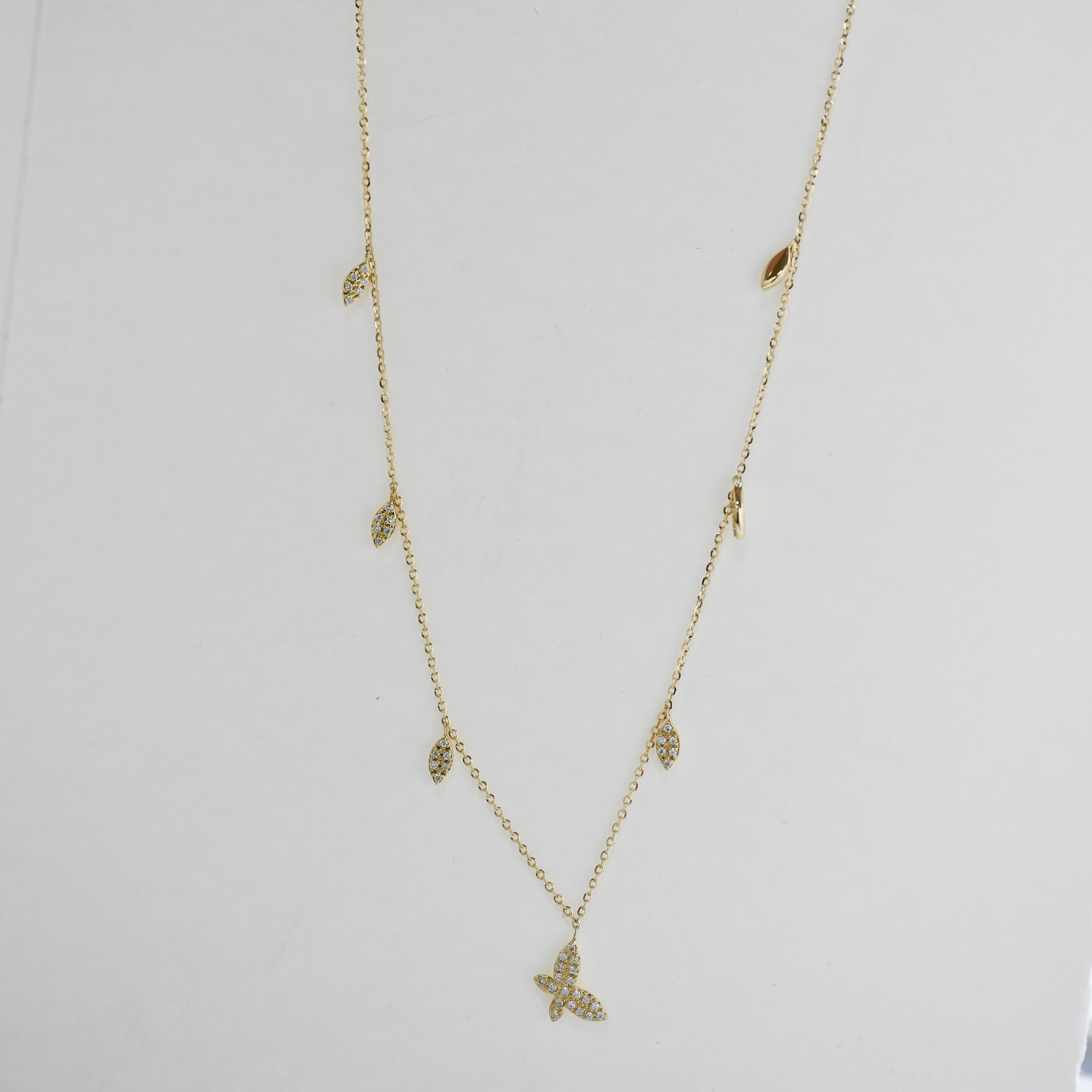 18K Gardino Diamond necklace