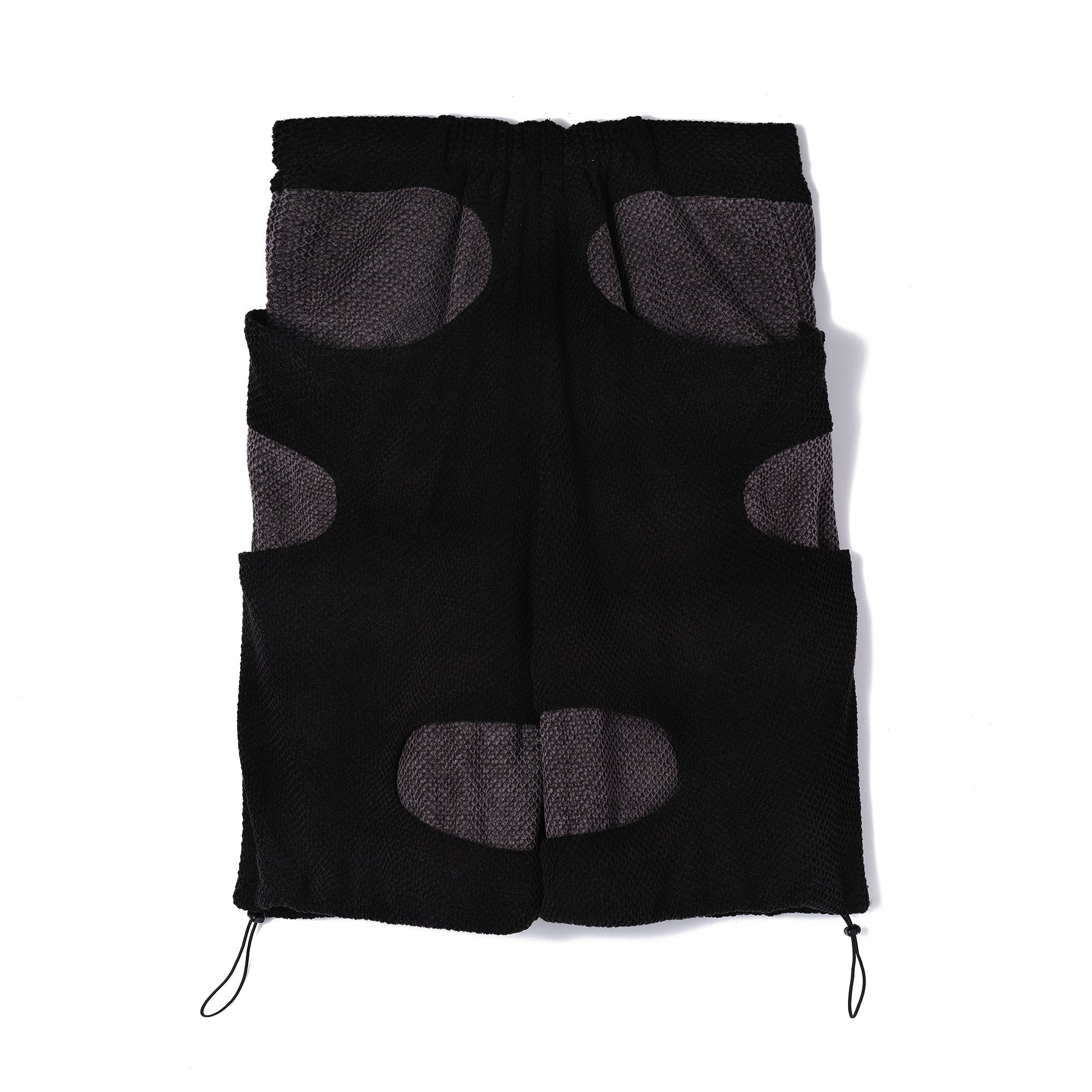 Plateau - ufo 8 cut shorts 黑色