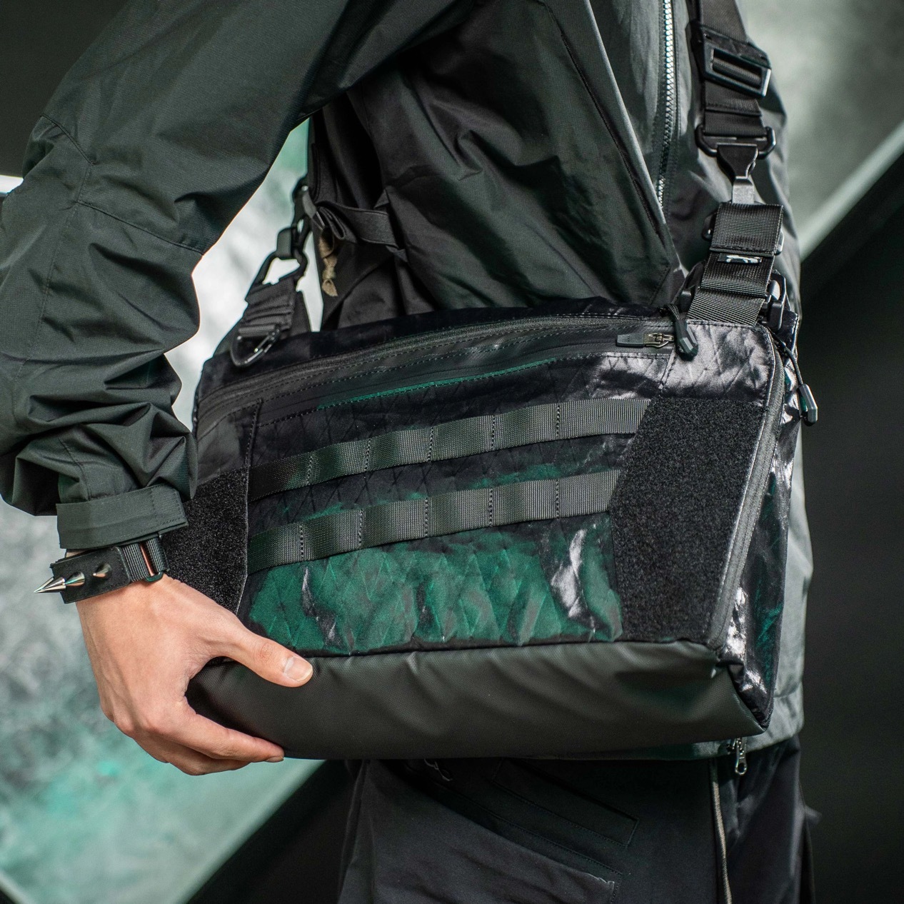 【超頻漫遊】L-04「渦流」快開斜跨機能包