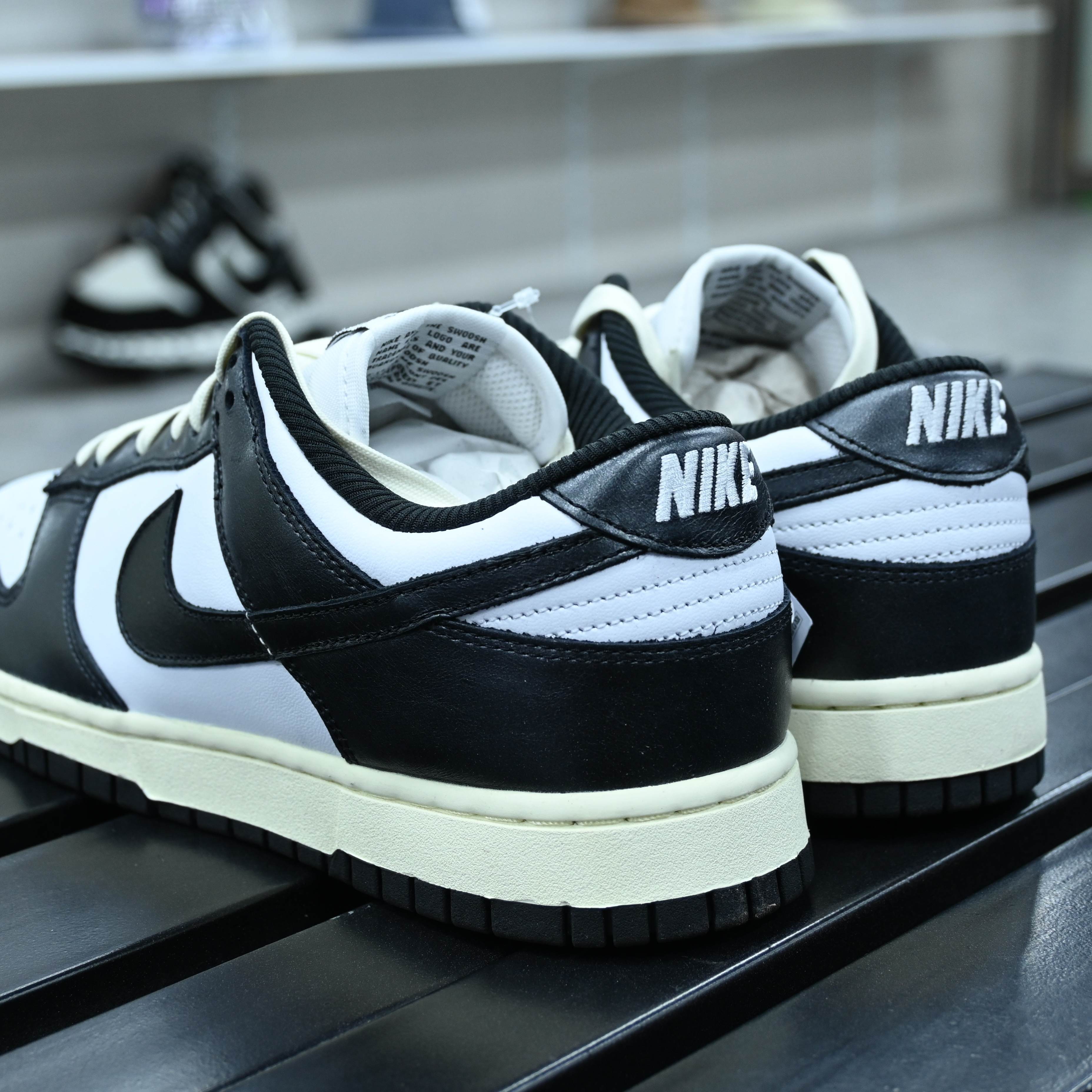 Nike Wmns Dunk Low Vintage Panda FQ8899-100