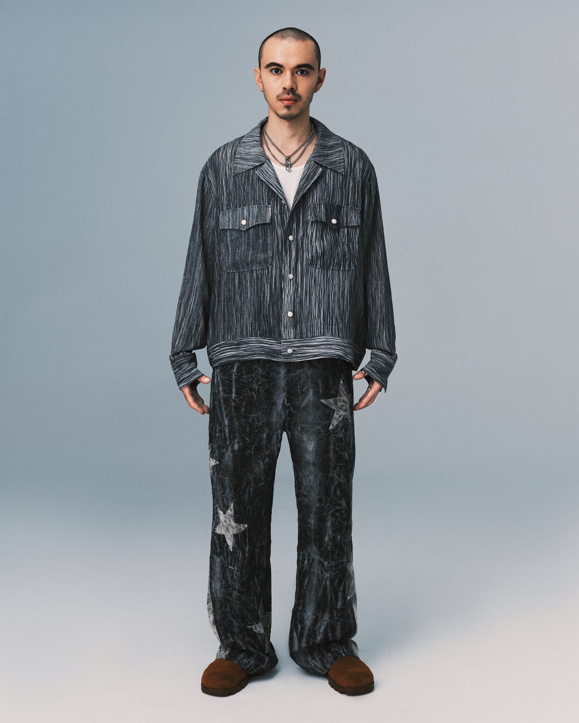 Plateau - crease dye l/s shirt 染黑色