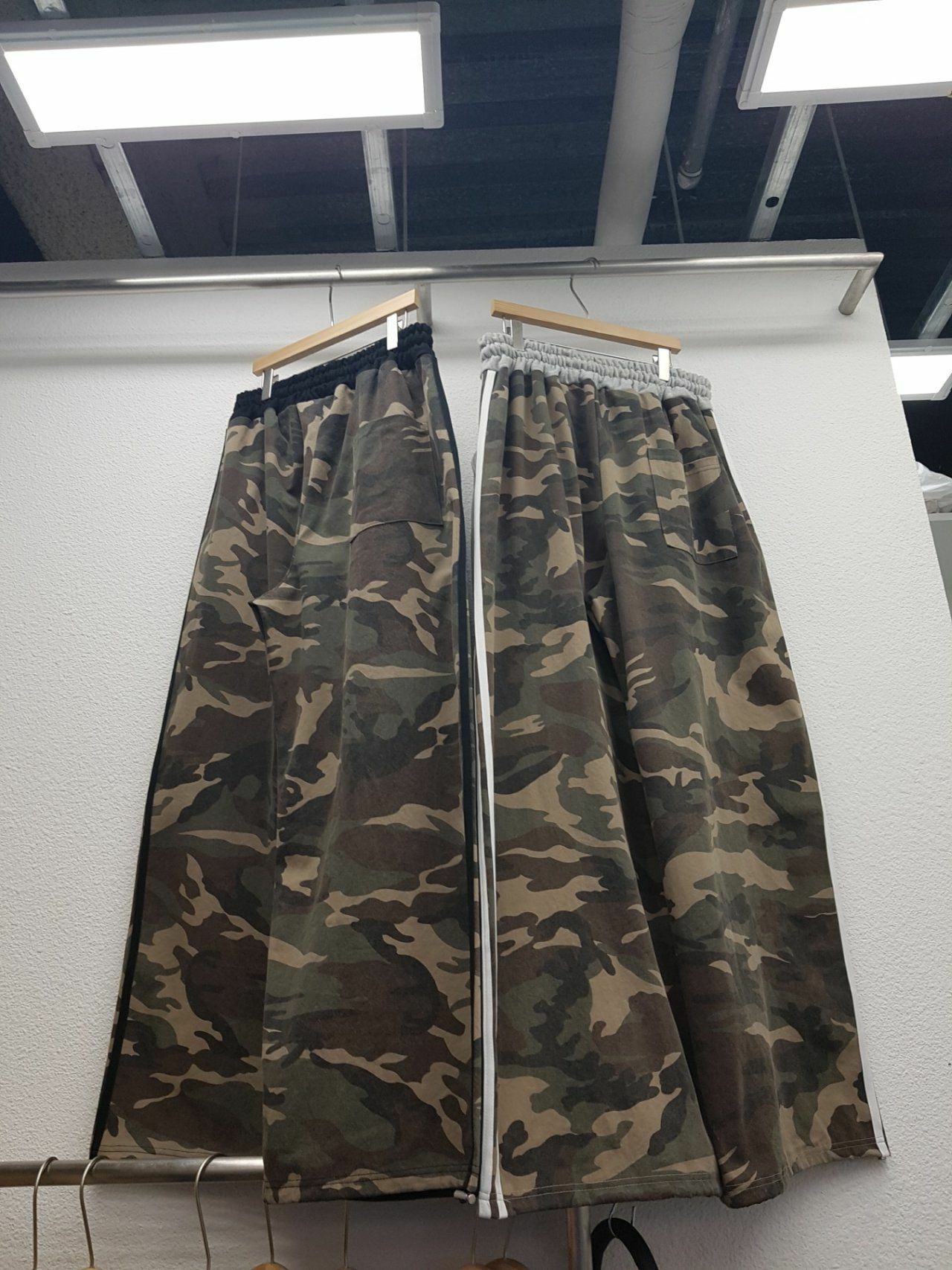 棉質拼迷彩可束腳鬆身褲 GAME-008P