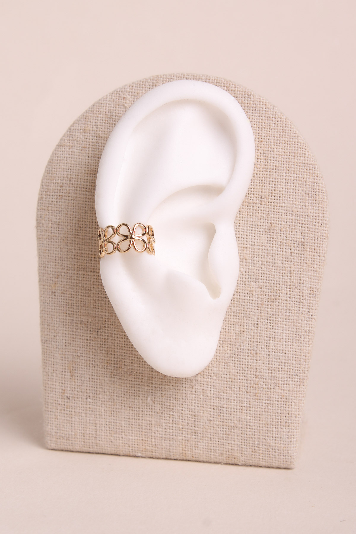 Waekura Earcuff Tom (W797)
