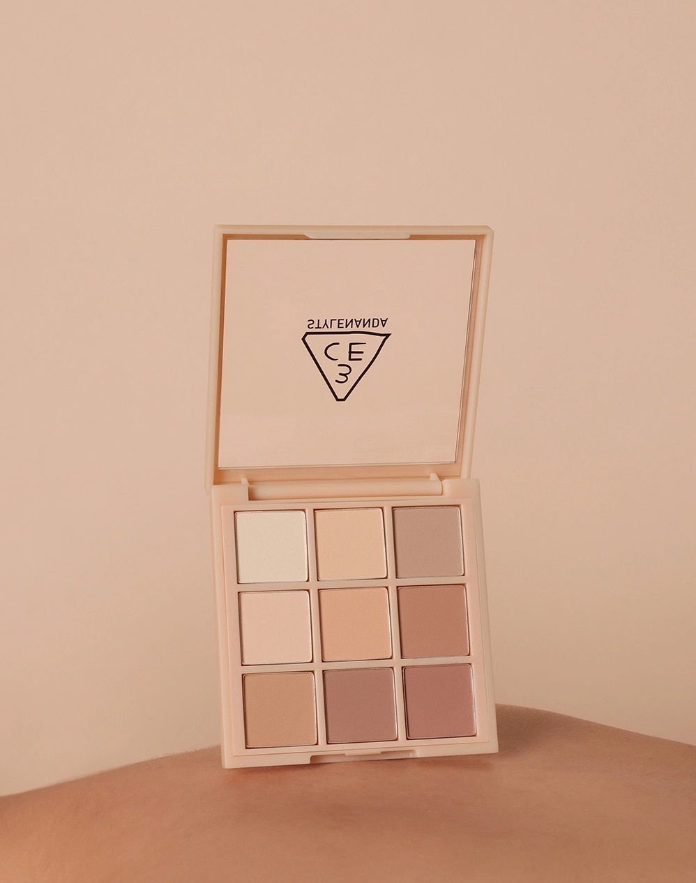 3CE Multi Eye Color Palette 8.5g #Dear Nude(8809664983672)