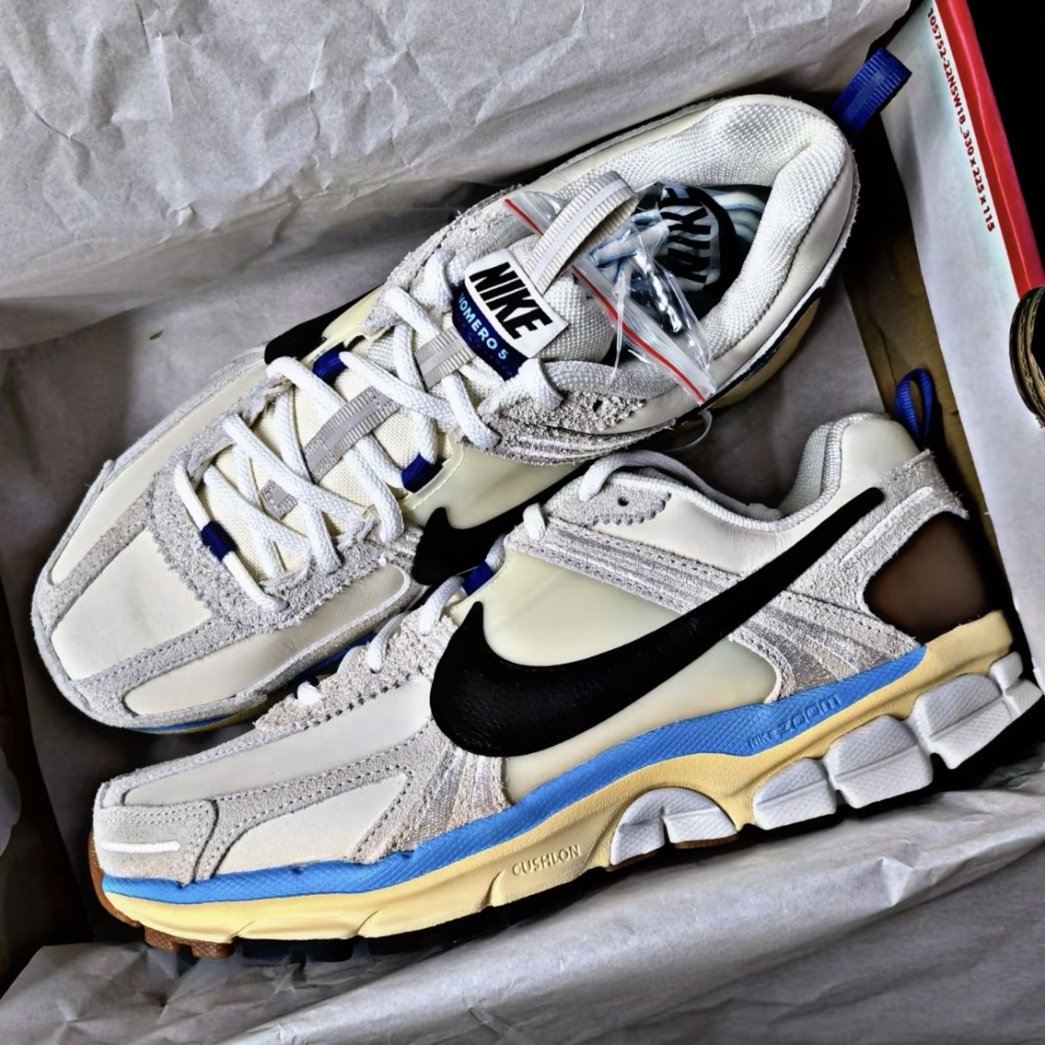 Nike Air Zoom Vomero 5 PRM Design by Japan 象牙米白 復古休閒鞋