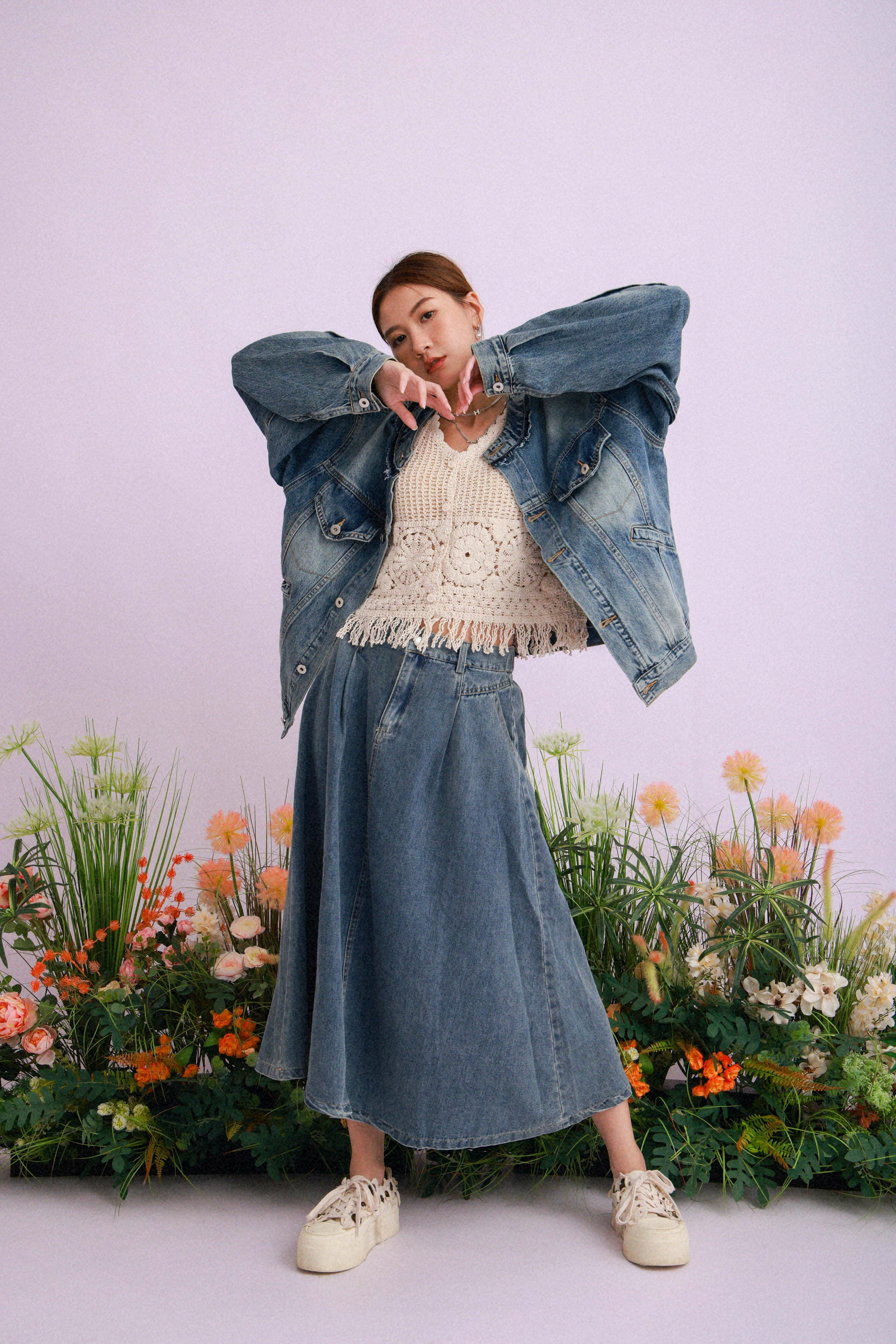 造型 813（外套＋上衣＋半截裙）