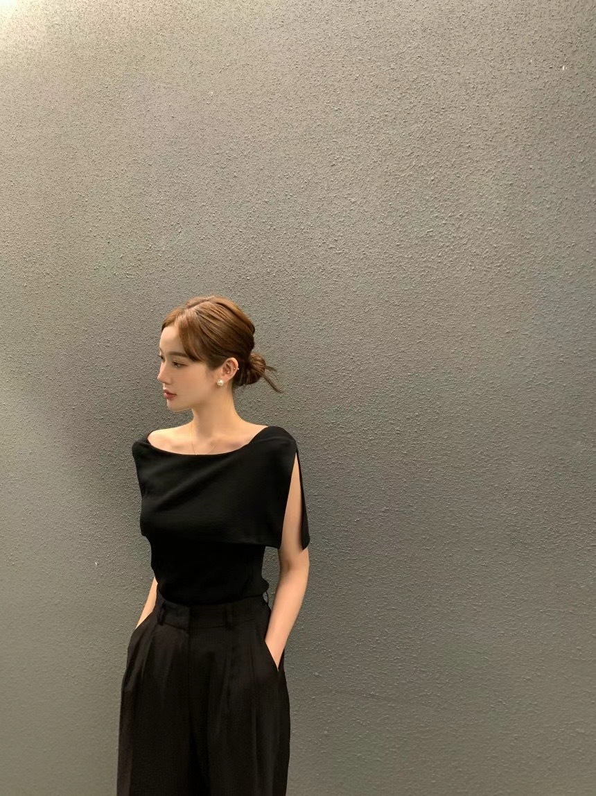 正韓大翻領背心針織上衣