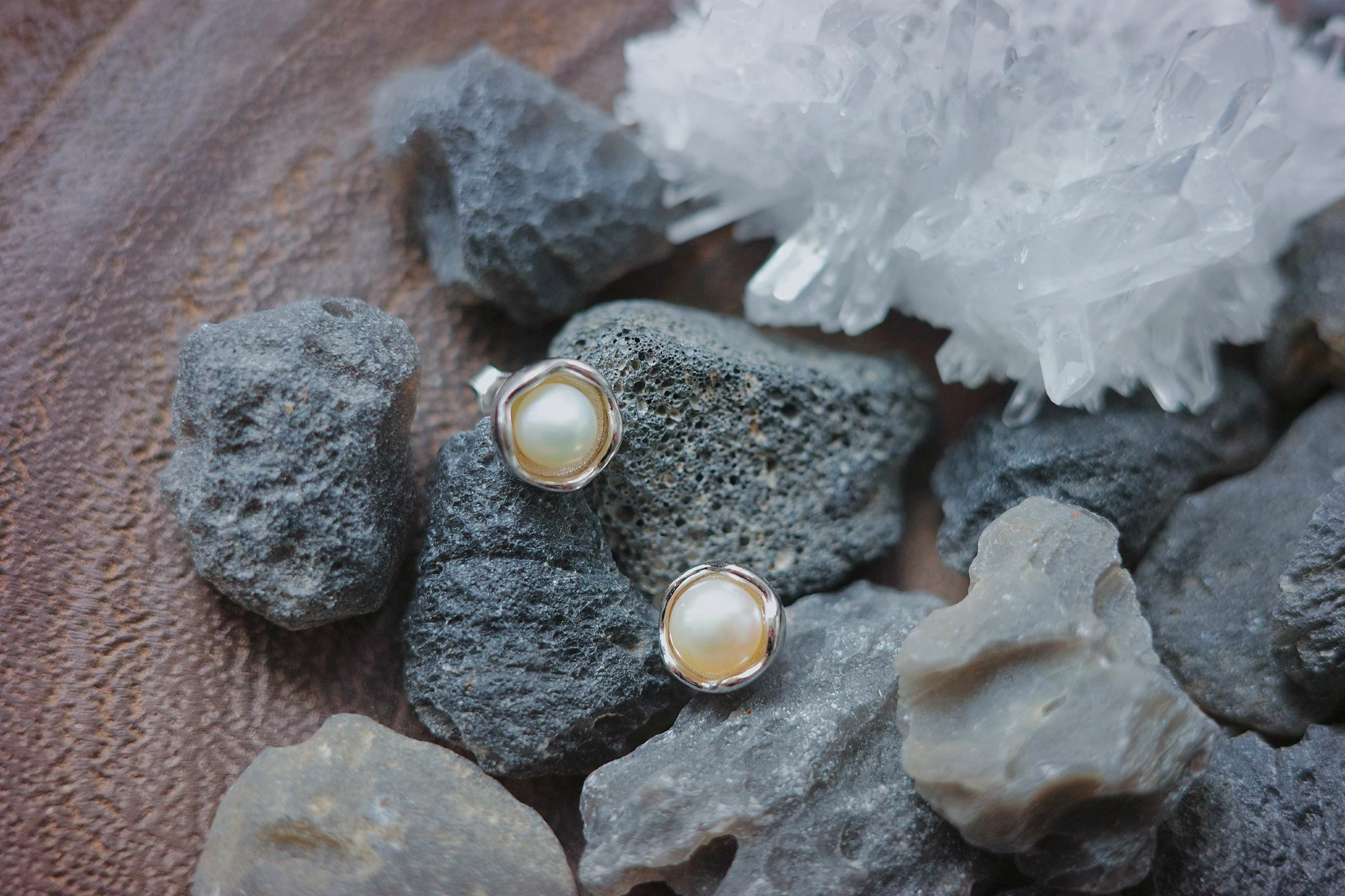 氣質玫瑰花珍珠純銀耳釘