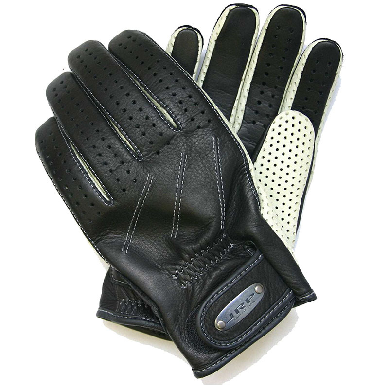 日本香川縣生產的手套,採用極度柔軟的牛皮製作,讓騎士穿戴舒適,外縫式設計讓穿戴無異物感,JPM夏季手套