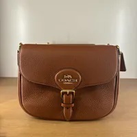 [S] COACH CP107 LUX PEBBLE AMELIA SADDLE,IM/REDWOOD, 196395164905 (SCO716)