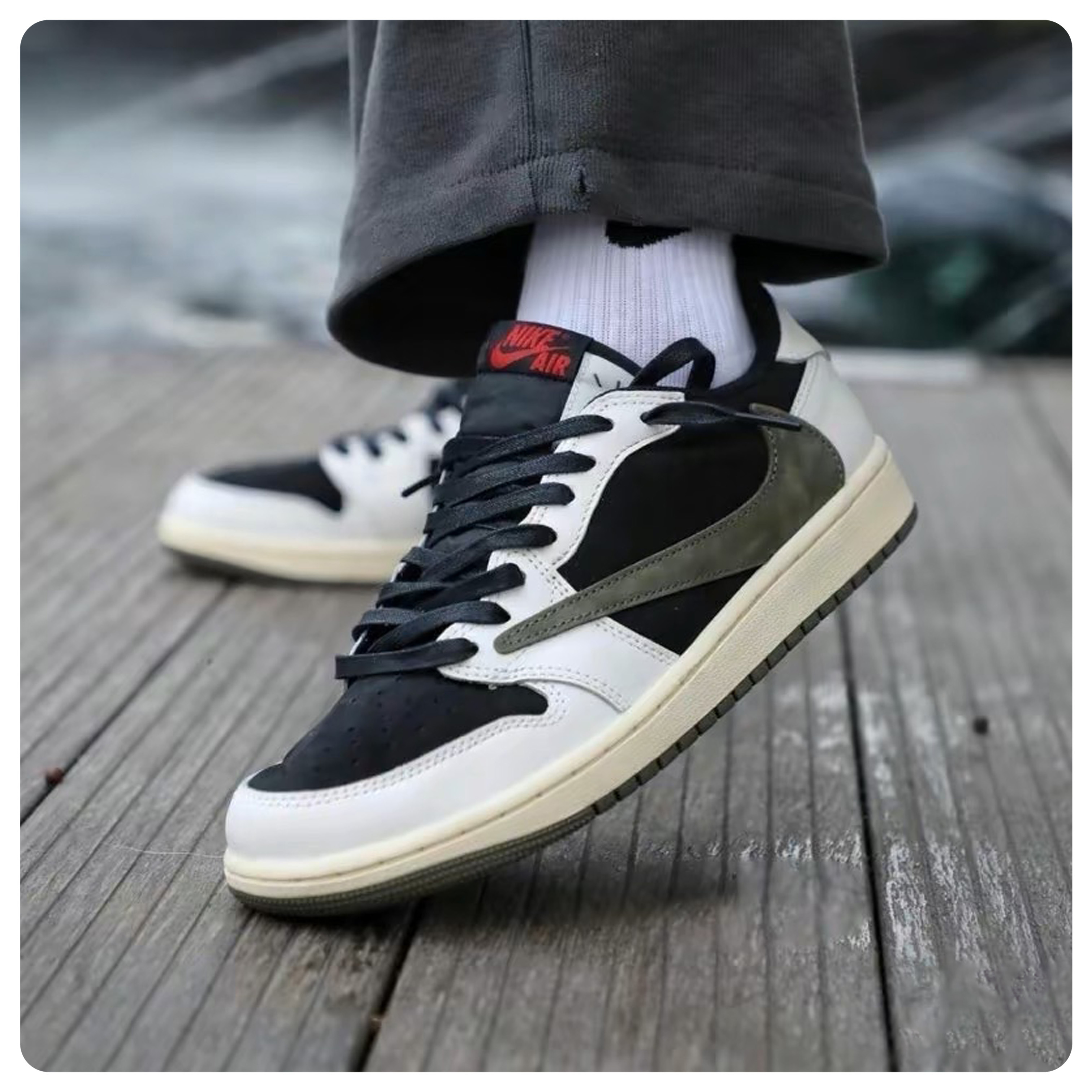 【逢甲FUZZY】Travis Scott x W Air Jordan 1 Low OG "Medium Olive" 黑橄欖綠 DZ4137-106