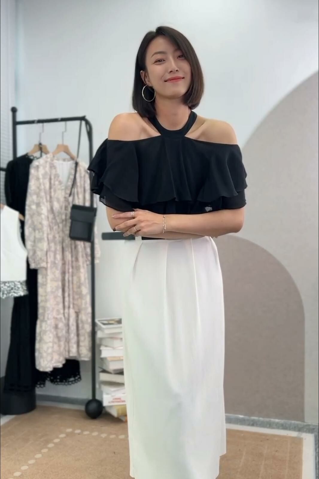 TOP#5920 🤍片片花瓣上衣