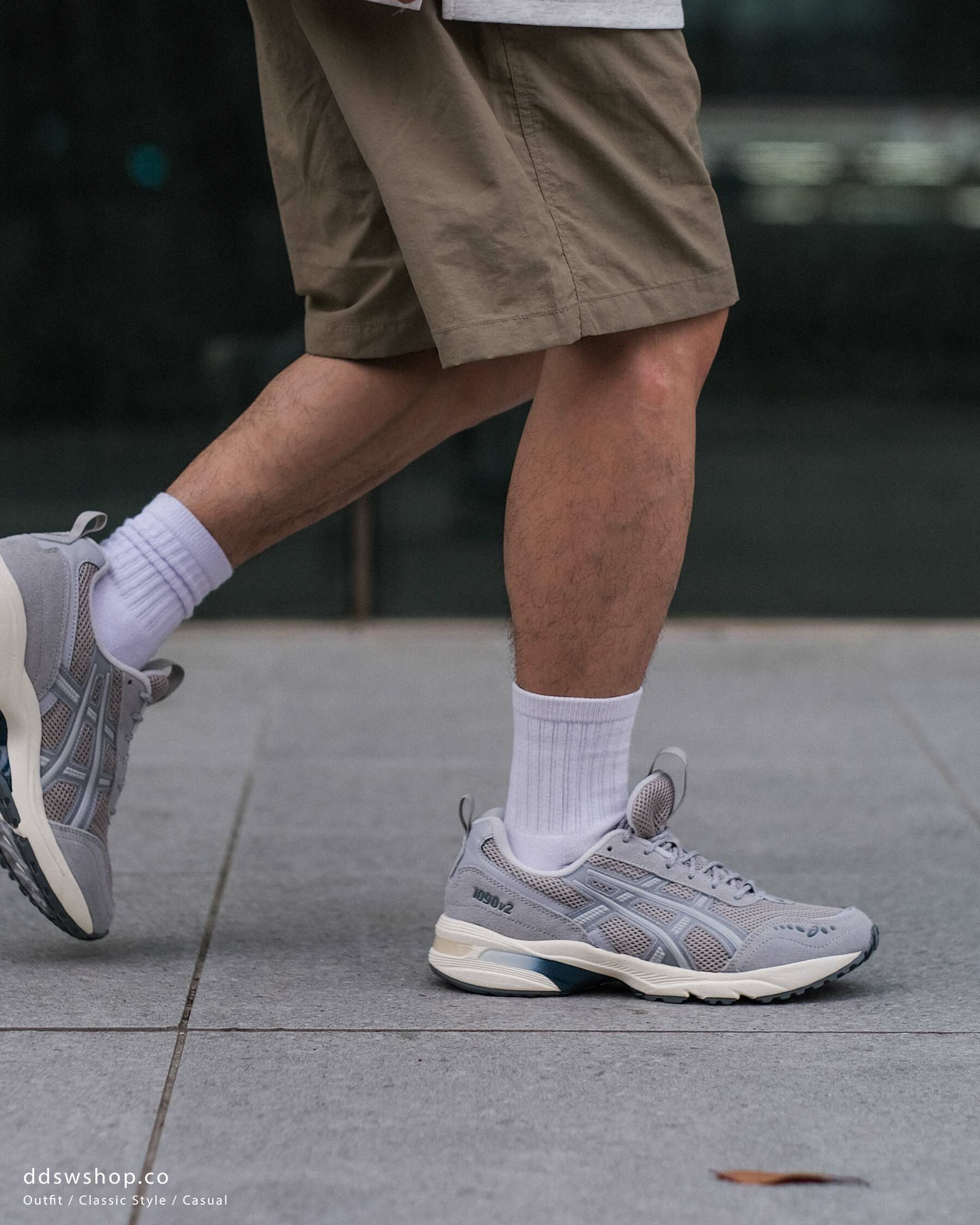 ASICS GEL-1090v2 灰色 1203A382-020