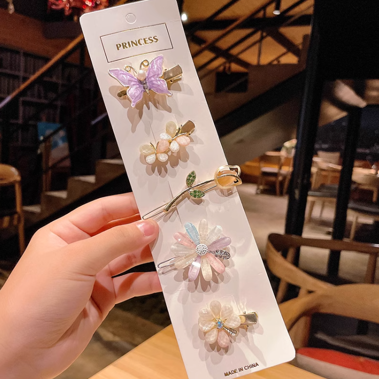 [4 FOR RM10] Colorful Crystal Flower Hair Clip