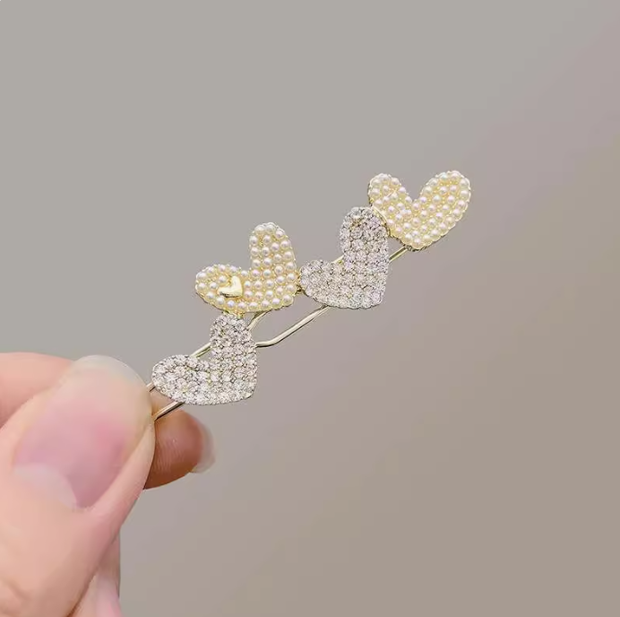 [4 FOR RM10] Elegant Pearl Heart Side Hair Clip