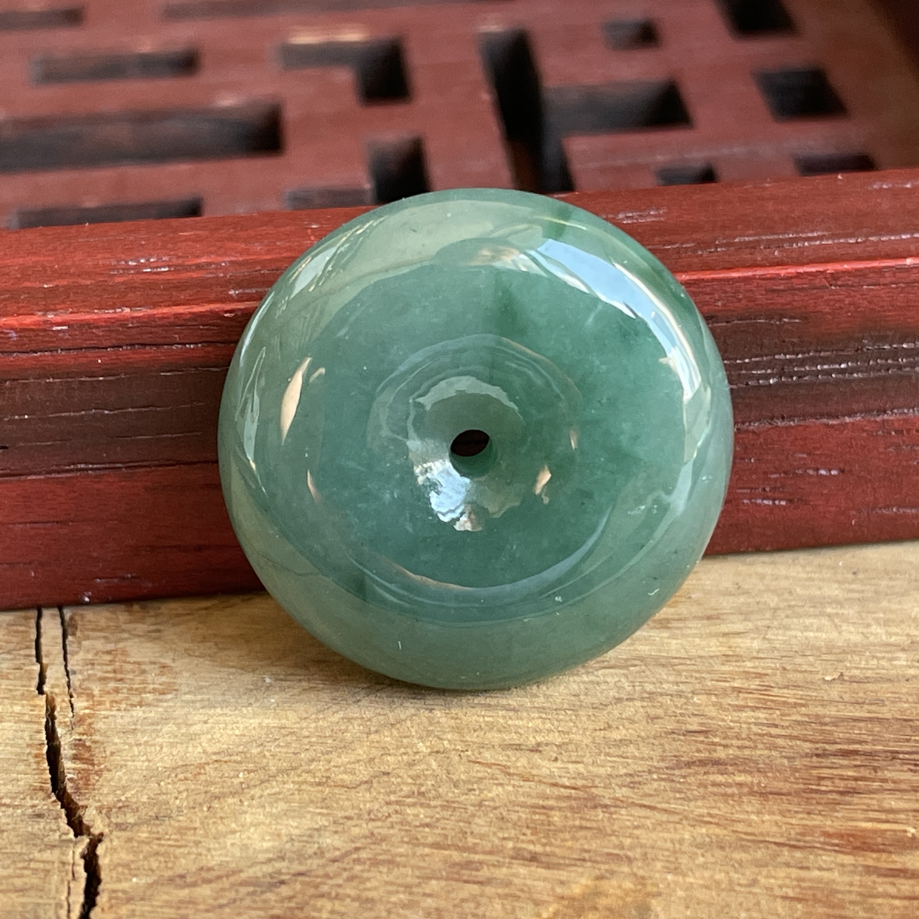 J2306 翡翠冰綠平安扣 (20.8mm直徑)