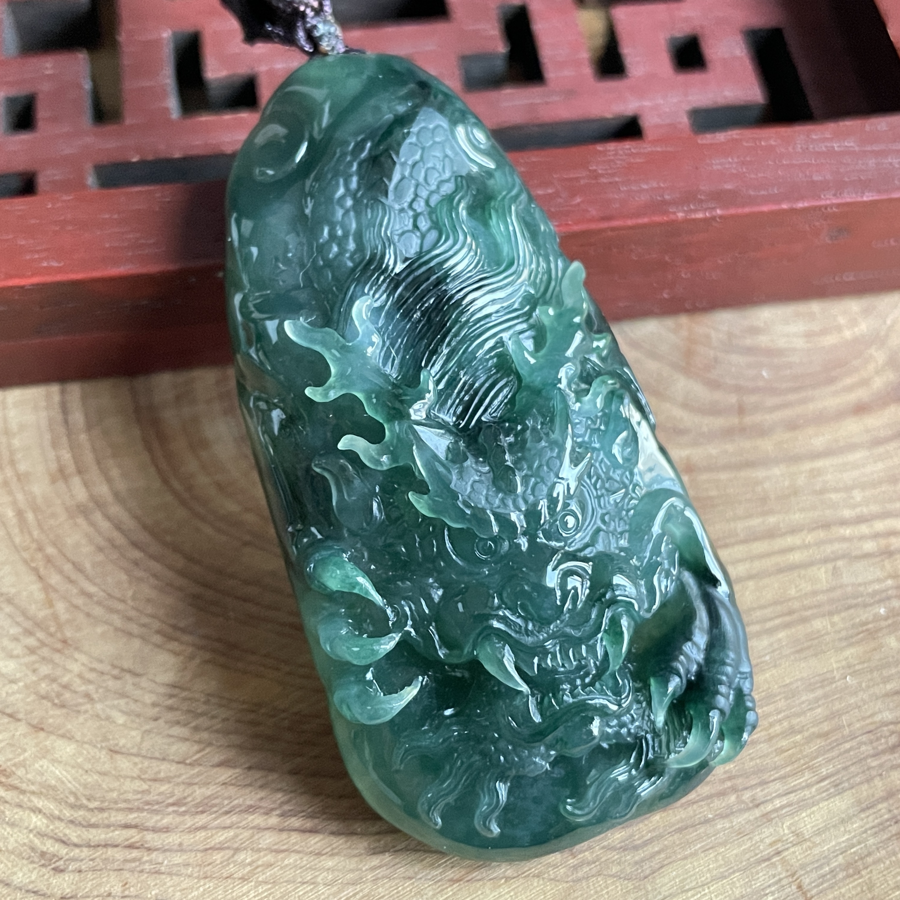 J2322 翡翠莫西沙冰藍龍行天下