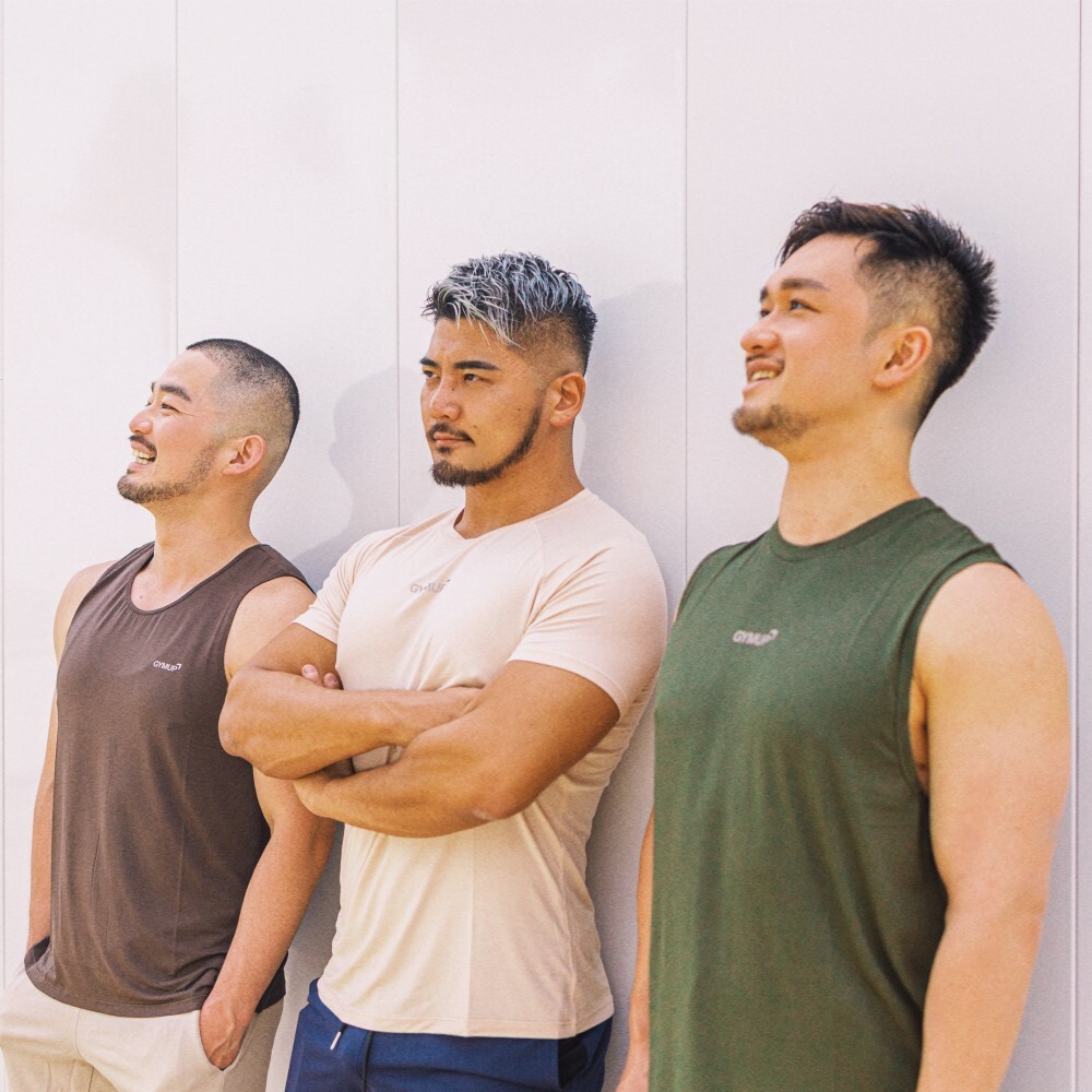 GYMUP 肌肉側開背心 06 奶茶