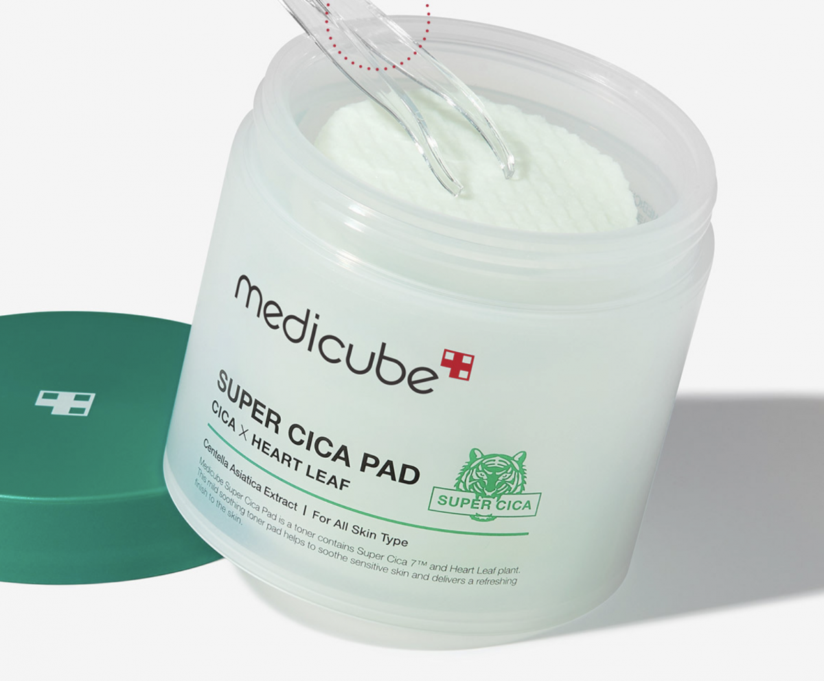 Medicube Super Cica Pad (70 pcs) include clips [8809517414124]BEST BEFORE 2026.03