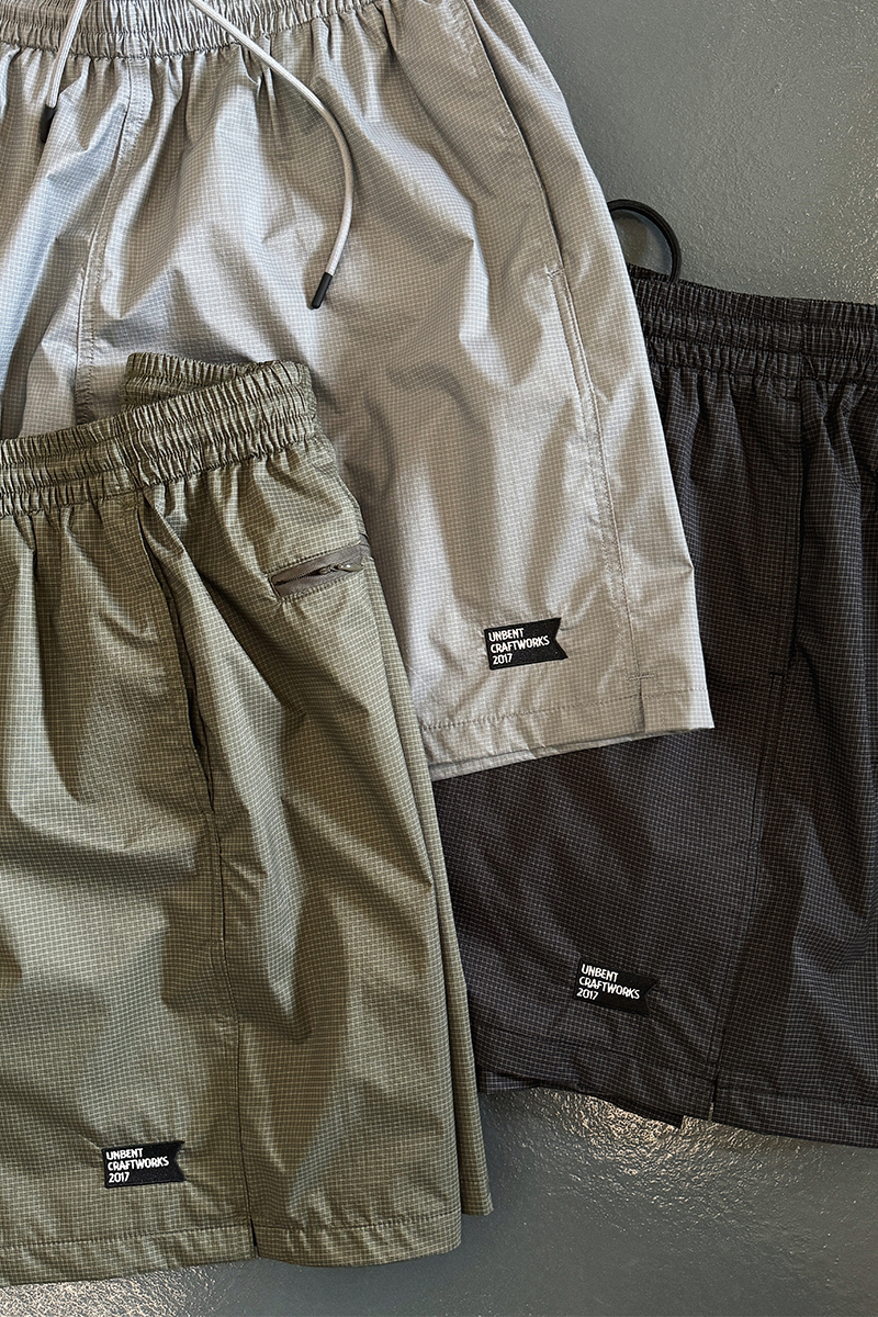 Unbent waterproof plaid beach shorts 尼龍海灘褲