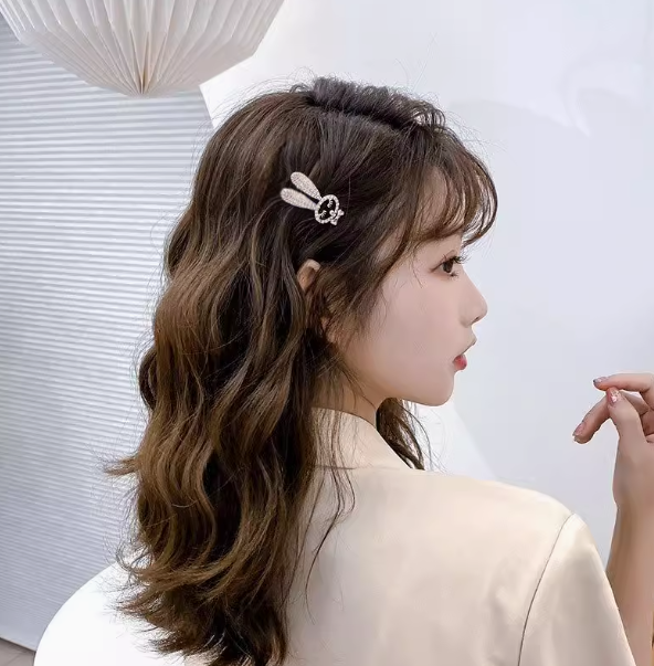[4 FOR RM10] Cute Hollow Bunny Rhinestone Hair Clip
