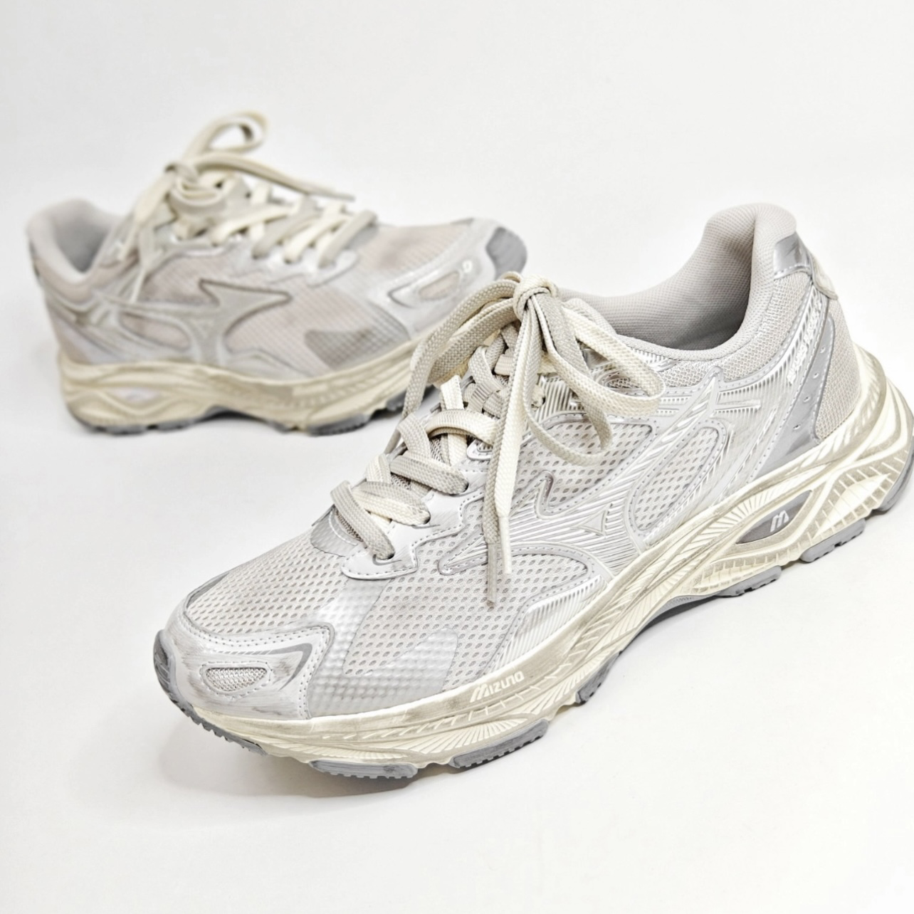 預訂 | Mizuno Racer S 復古慢跑鞋 造舊白銀