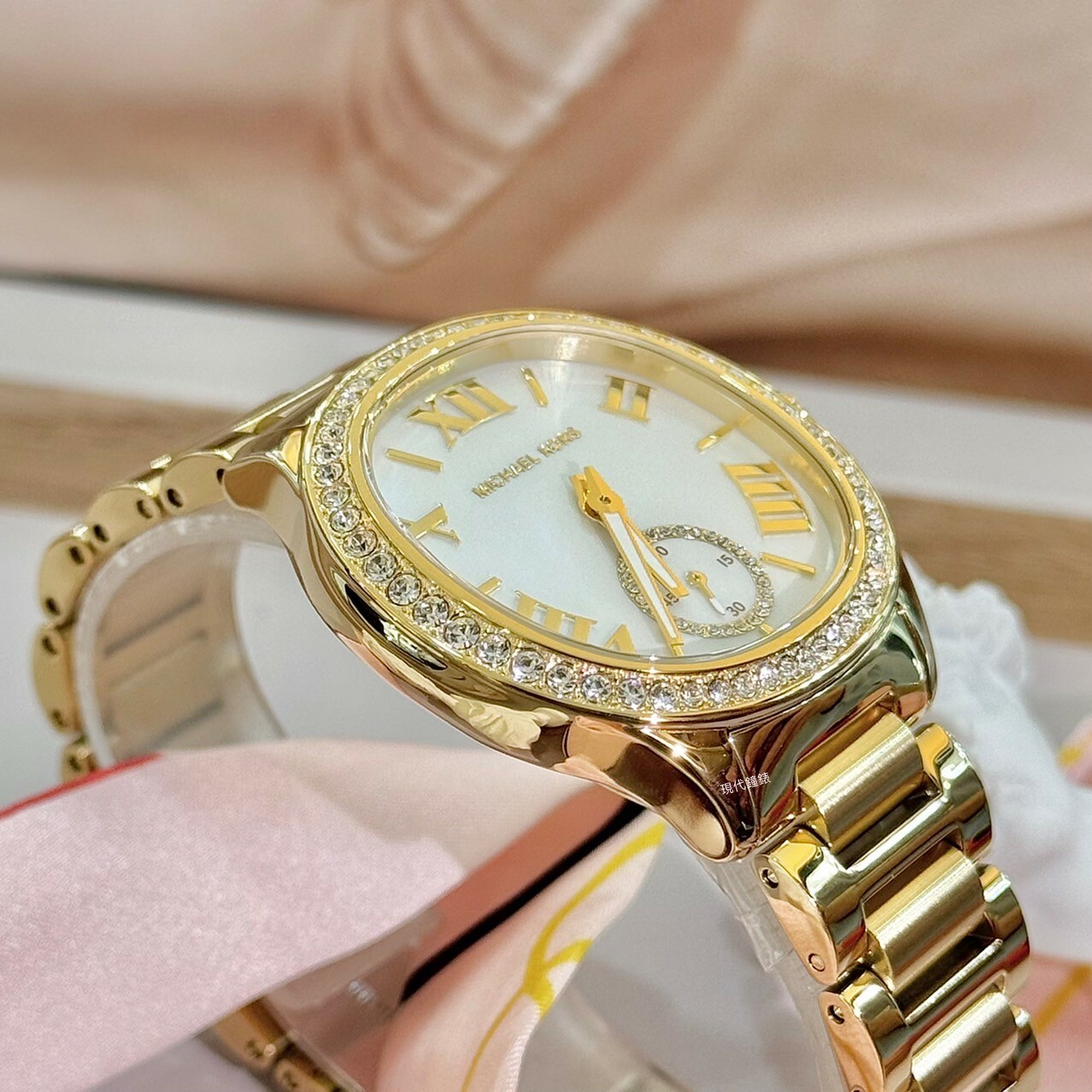 【MICHAEL KORS】Sage經典絕代環鑽女錶金色不鏽鋼帶MK4805 38mm 現代鐘錶