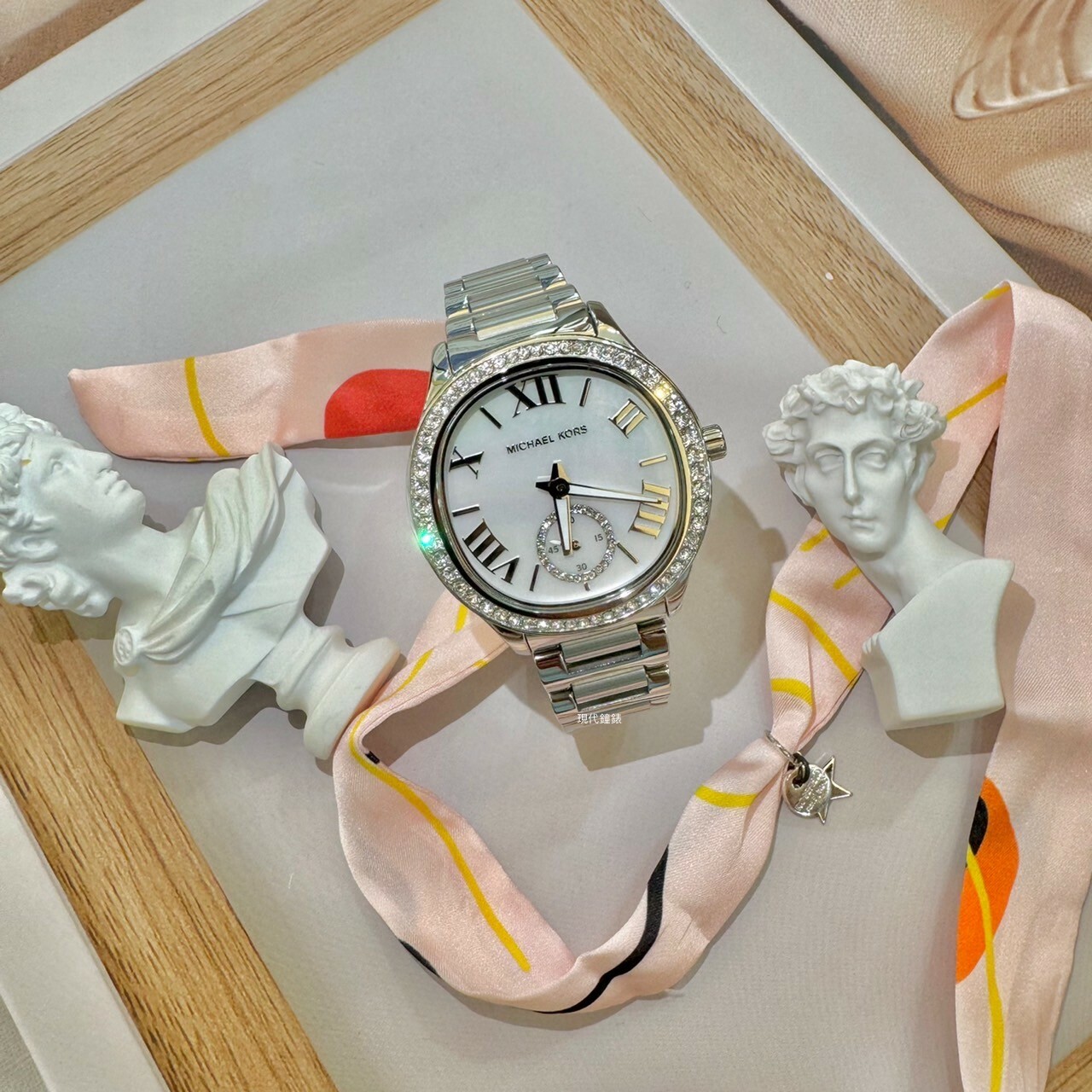 【MICHAEL KORS】Sage經典絕代環鑽女錶銀色不鏽鋼帶MK4807 38mm 現代鐘錶