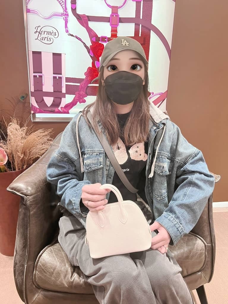 【 感謝支持 】爽快靚靚來pick up bolide mini新白色🎉  溫溫柔柔😍 好襯靚靚氣質💃  靚靚讚我哋服務態度好🥰 有問必答👍🏻 多謝你嘅支持與認可🫶💪