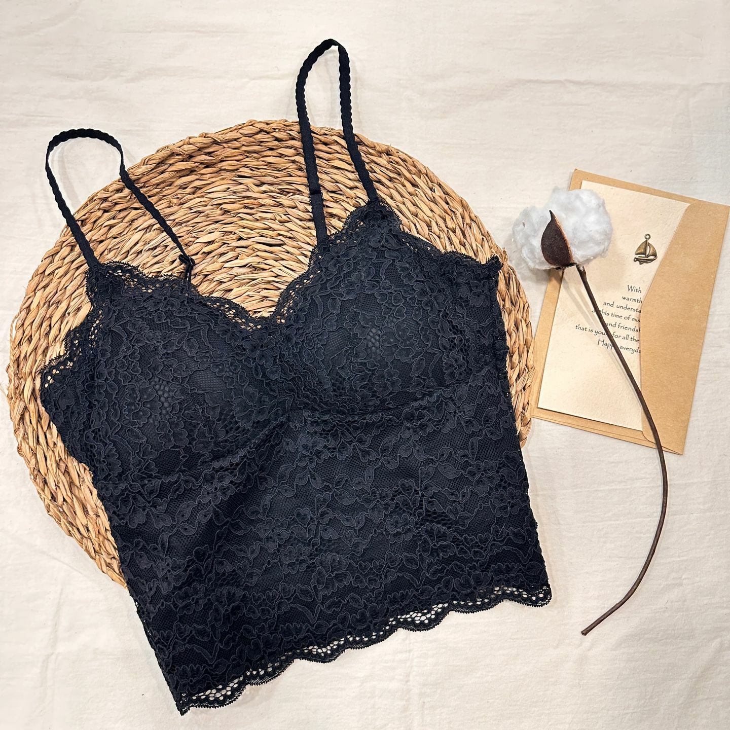 UR76 細肩帶LACE 細暗花背心