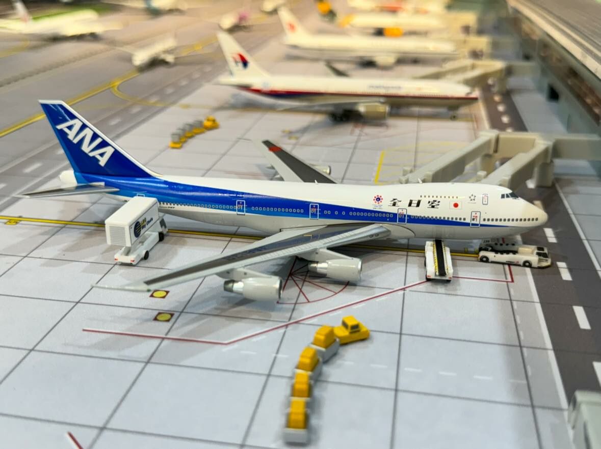 JCWINGS 1/400 BB4-741-002 全日空 波音 747-100SR JA8138 附天線和專用貼紙