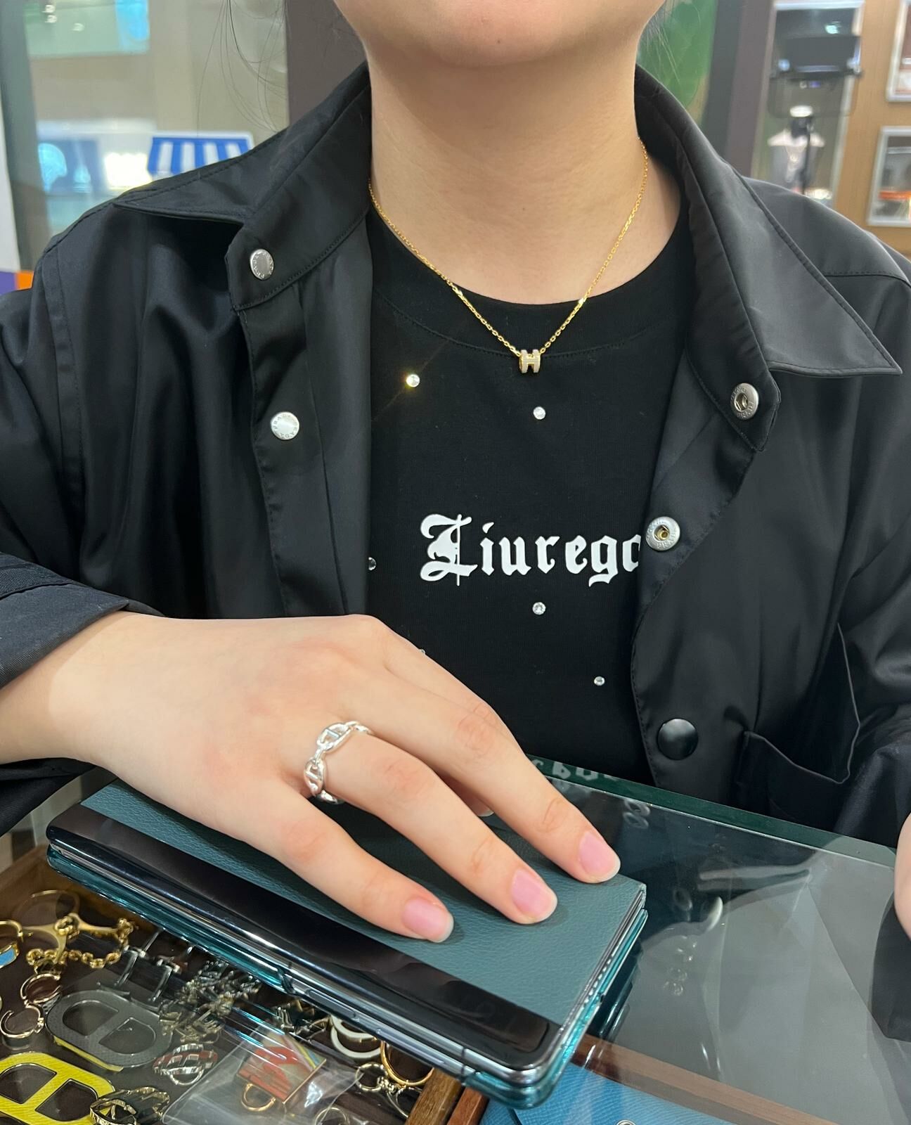 【 感謝支持 】爽快靚靚一眼睇中mini pop H 頸鏈🎉 自己有戴開豬鼻手鐲💫 又買豬鼻戒指襯返一套😍 多謝你嘅支持🫶