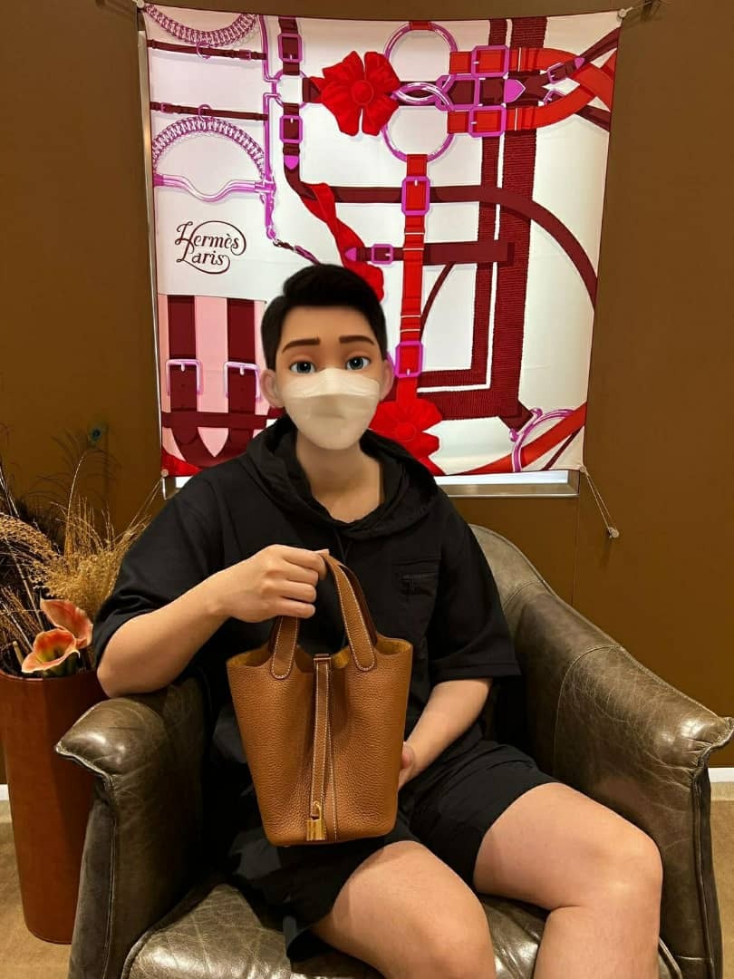 【 感謝支持 】型男先生來pick up P18金金🐫🔑 係送比人嘅禮物🎁 相信佢收到呢份禮物會好開心🥳 先生係熟客朋友介紹來嘅🤗 非常爽快友好❤️ 多謝你嘅支持與信任🫶💪